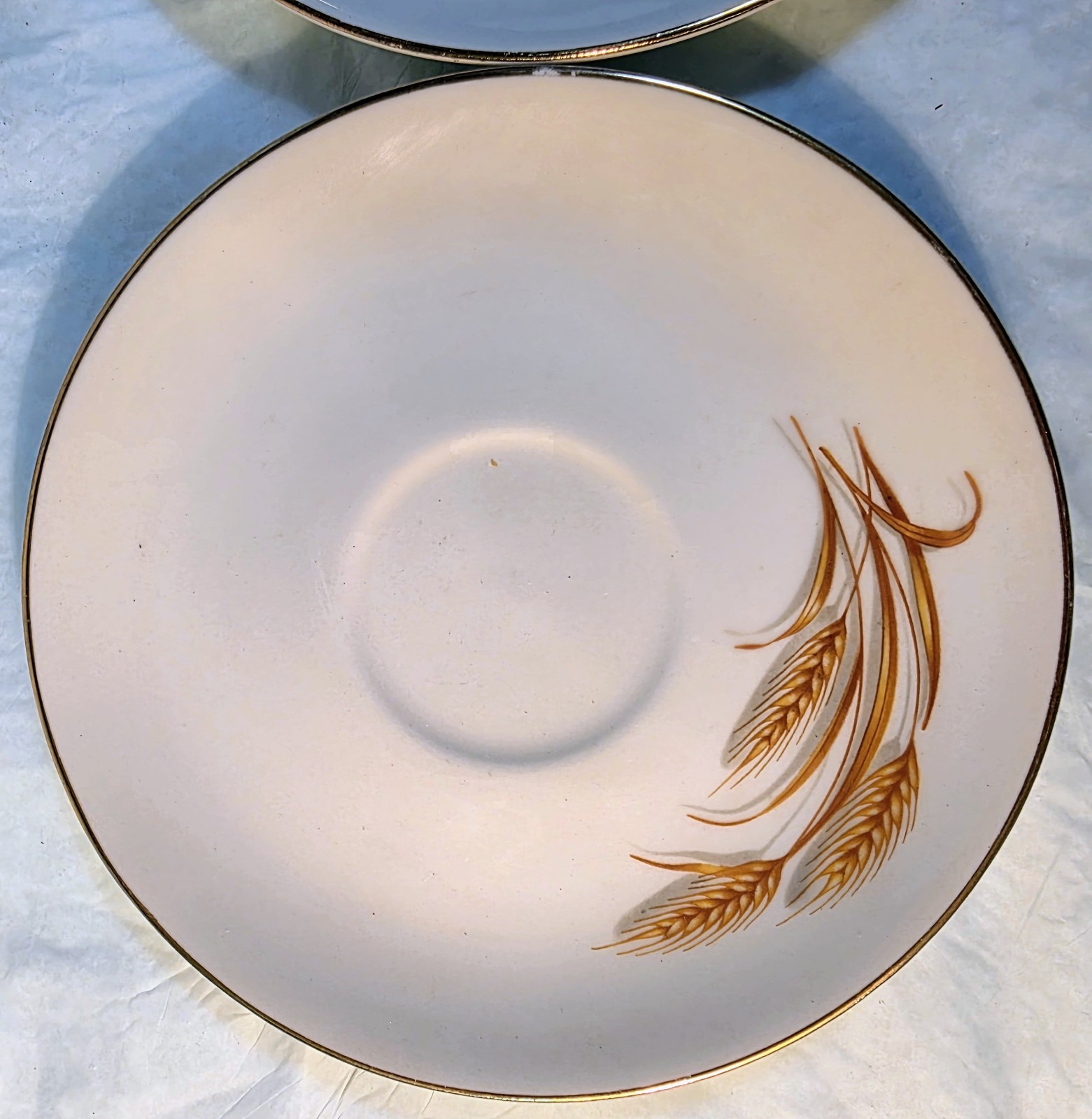 Golden Wheat Cup & Saucer Set 4-Piece (2 Sets) White w/ Gold Trim Japan