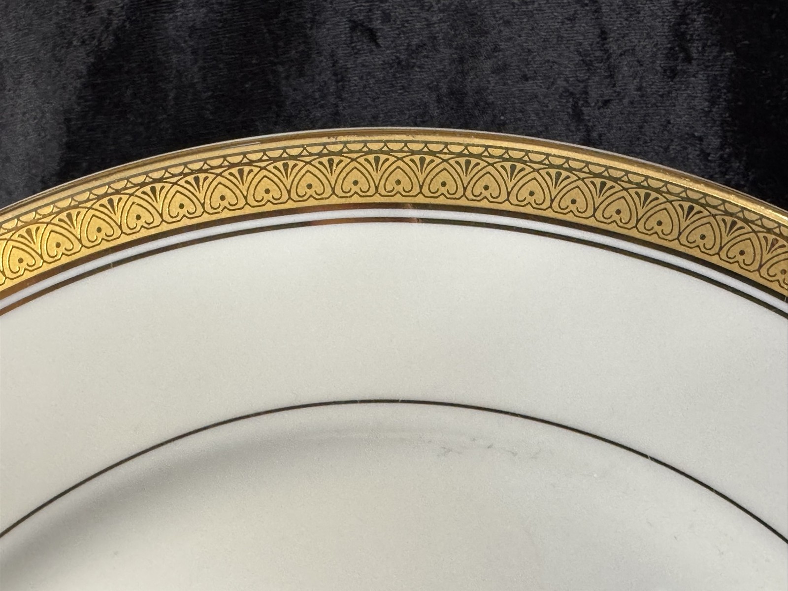 Mikasa Fine China L3234 PALATIAL GOLD 12 1/4″ Chop Plate/Round Serving Platter