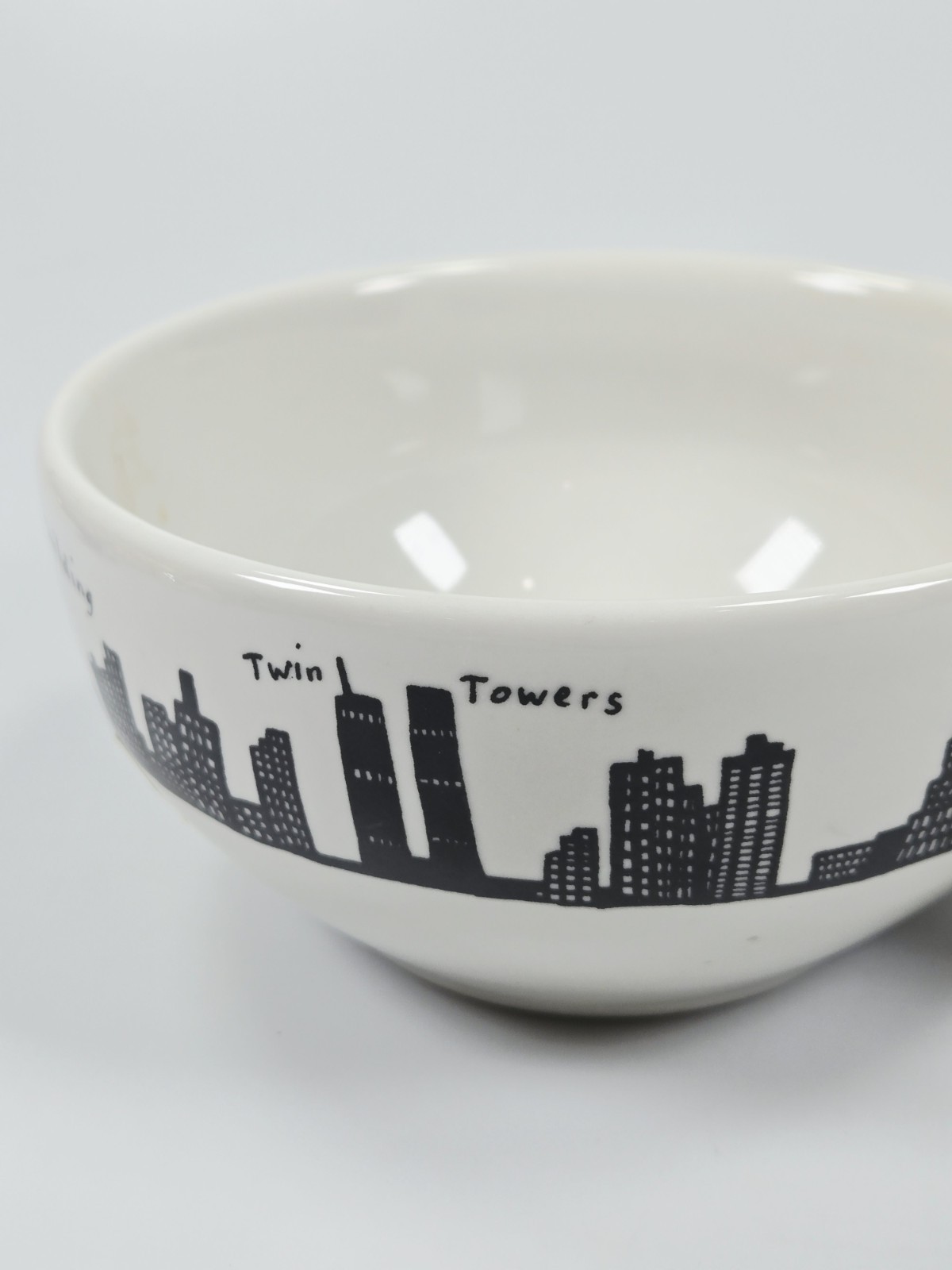 Fishs Eddy 212 Skyline New York Skyline Bowls Twin Towers Empire 6″ Set Of 2