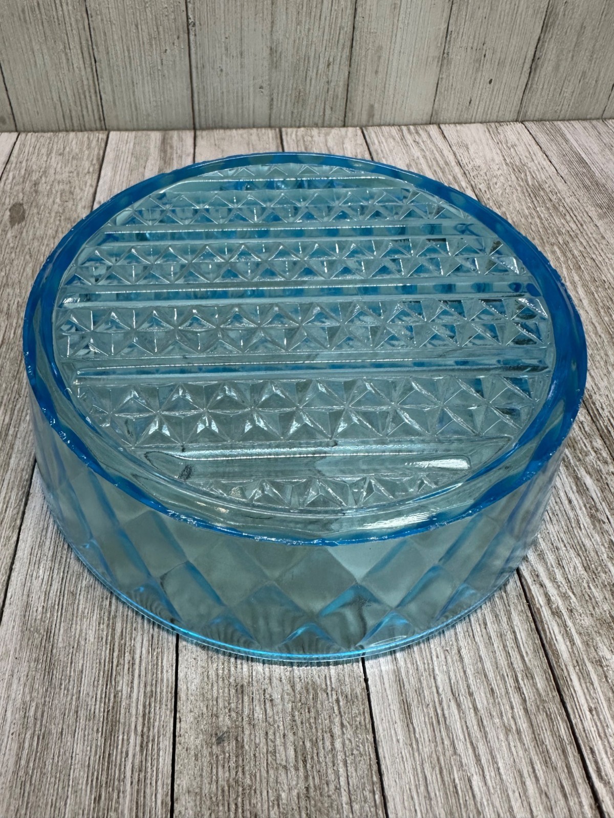 Vtg EAPG Bryce Brothers Style Bowls Diamond Quilted Blue Glass Pattern 7″ DIA