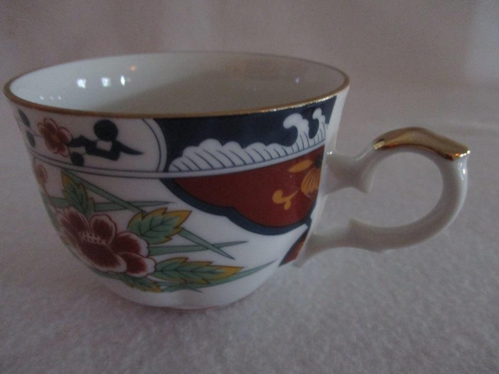 Gumps Kiku Coffee/ Tea Cup Blue & Rust Floral Gold Edge Excellent Multiple Avail