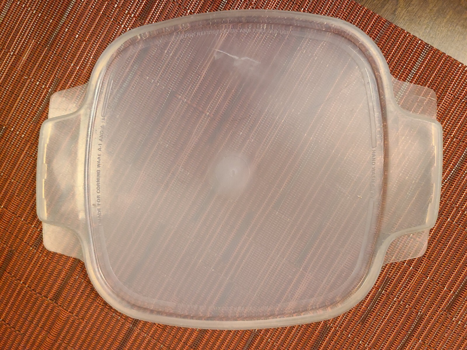 Corelle Corning WILDFLOWER 1.5 Liter Casserole With Snap On Lid