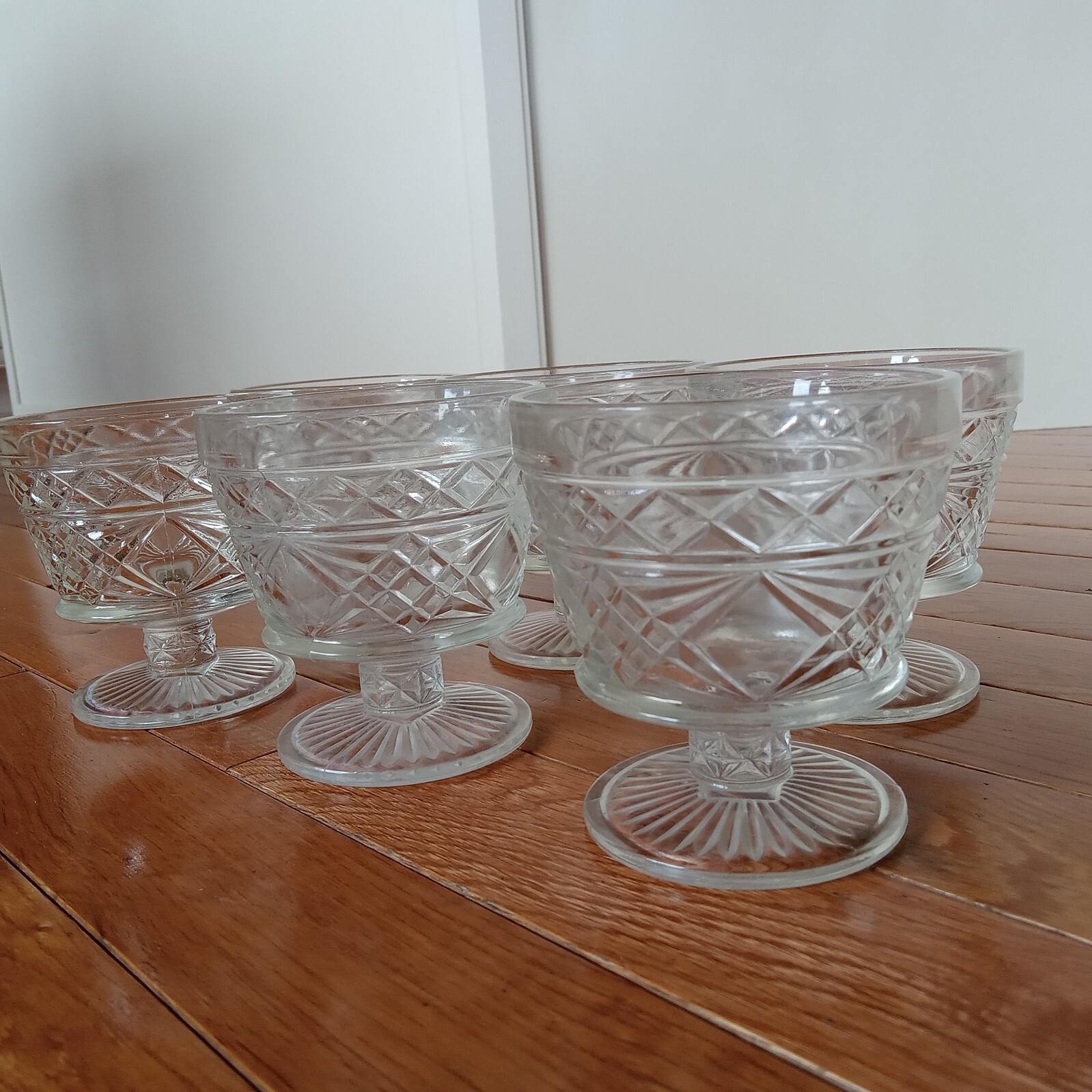 Ice Cream Sundae Pedestal Glass Cups, Set of 8, Vintage Dessert Bowls