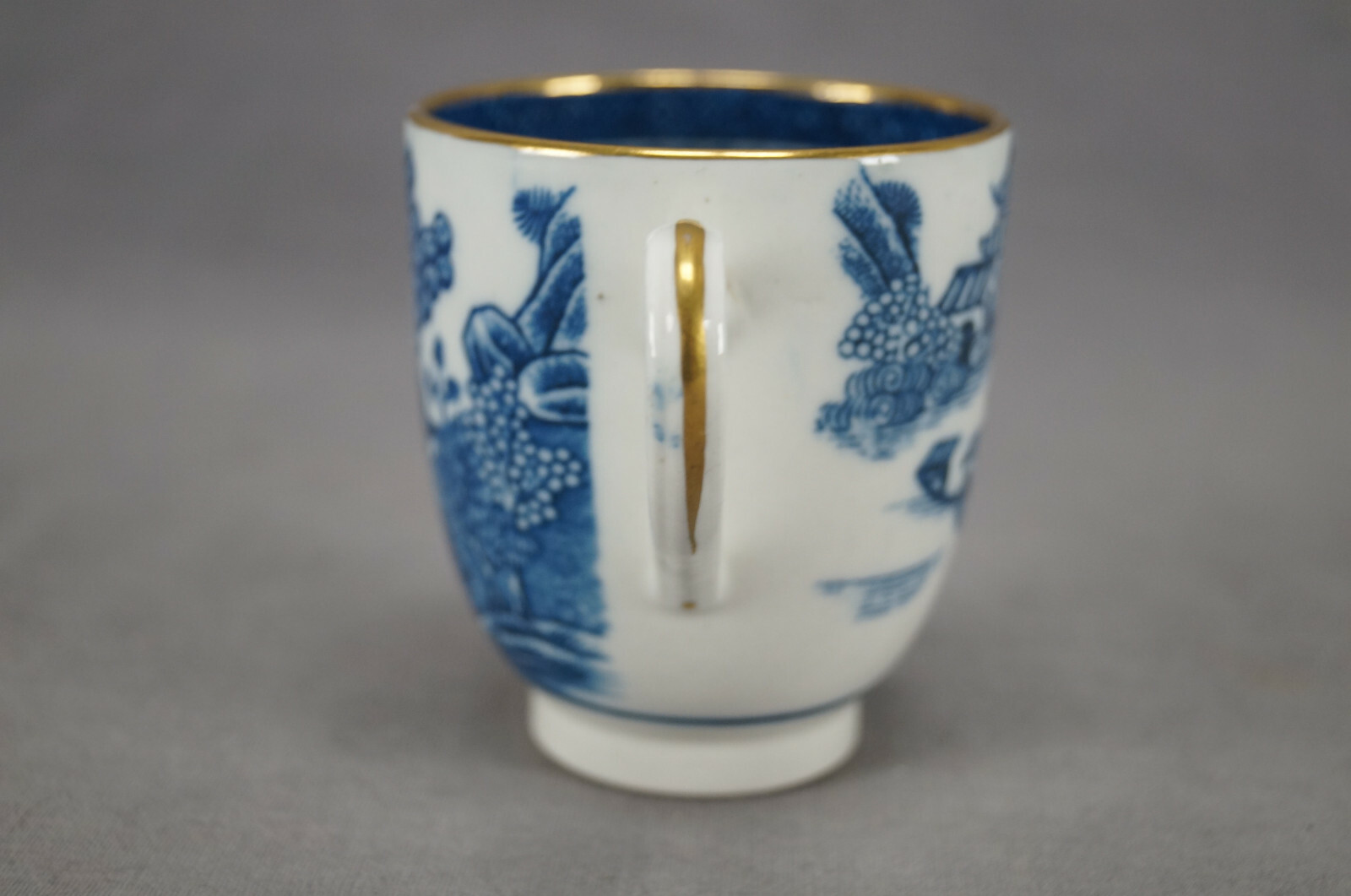 Caughley Nankin Willow Blue White & Gold Porcelain Coffee Cup Circa 1784-1799 A