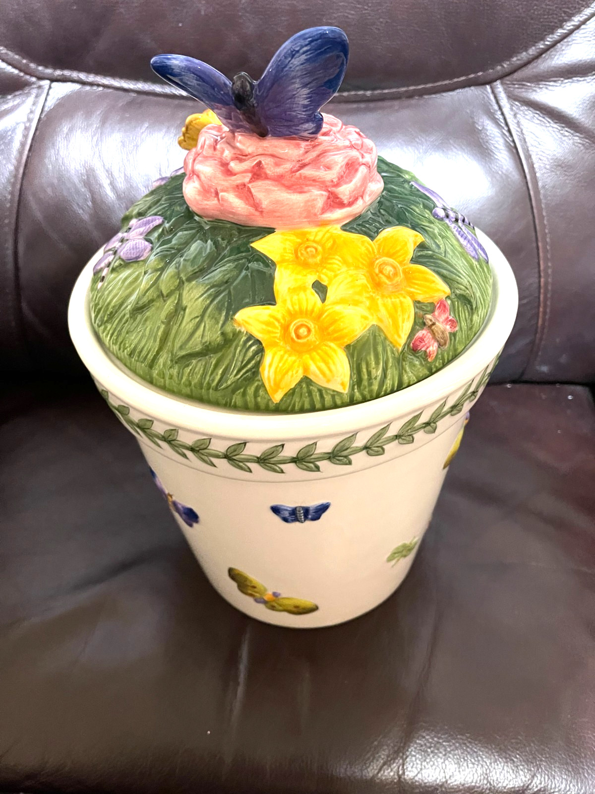 PORTMEIRION BOTANIC GARDEN COOKIE JAR W/ LID 11 IN TALL BUTTERFLIES CANISTER