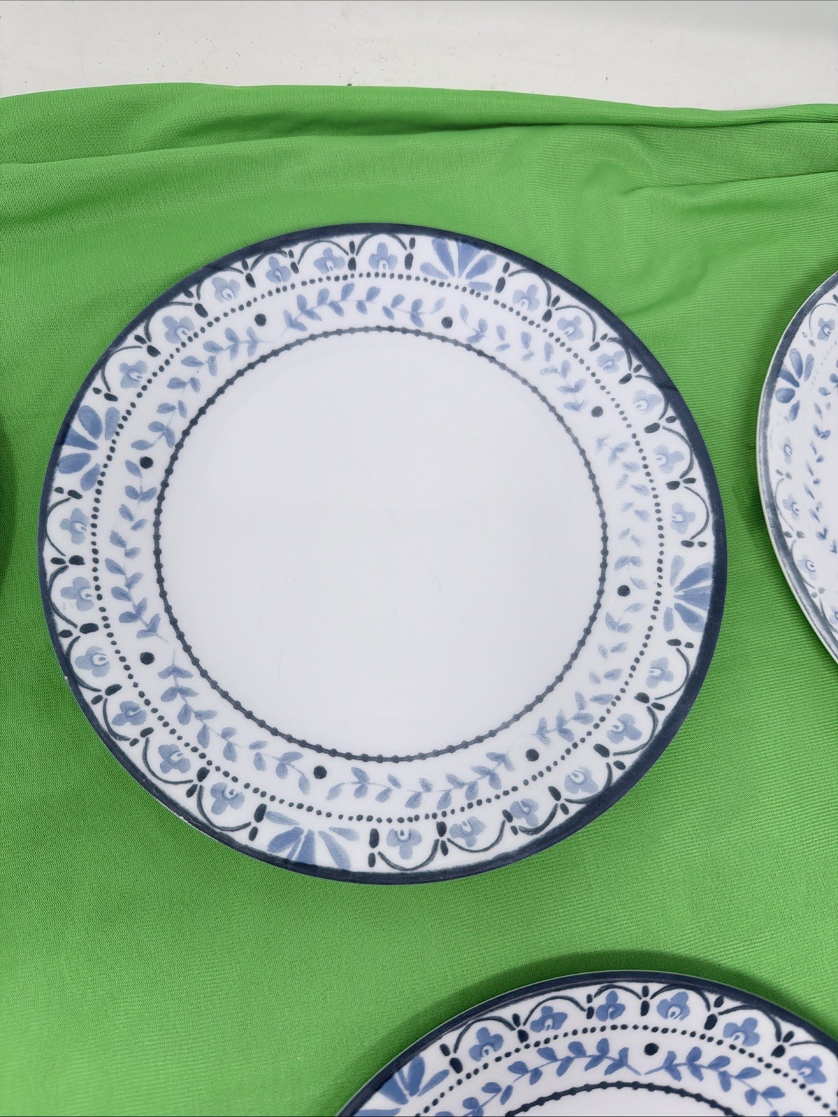 Corelle Vitrelle Portofino Salad/Luncheon Plates Blue Floral 8.5″, Set Of 6