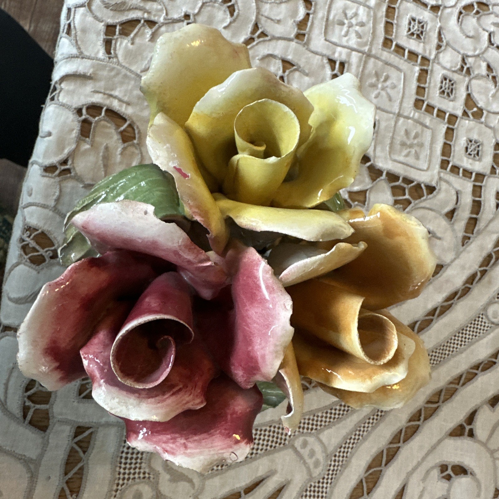 Vintage 1950’s Italian Capodimonte 3 Rose Floral Bouquet Footed Centerpiece