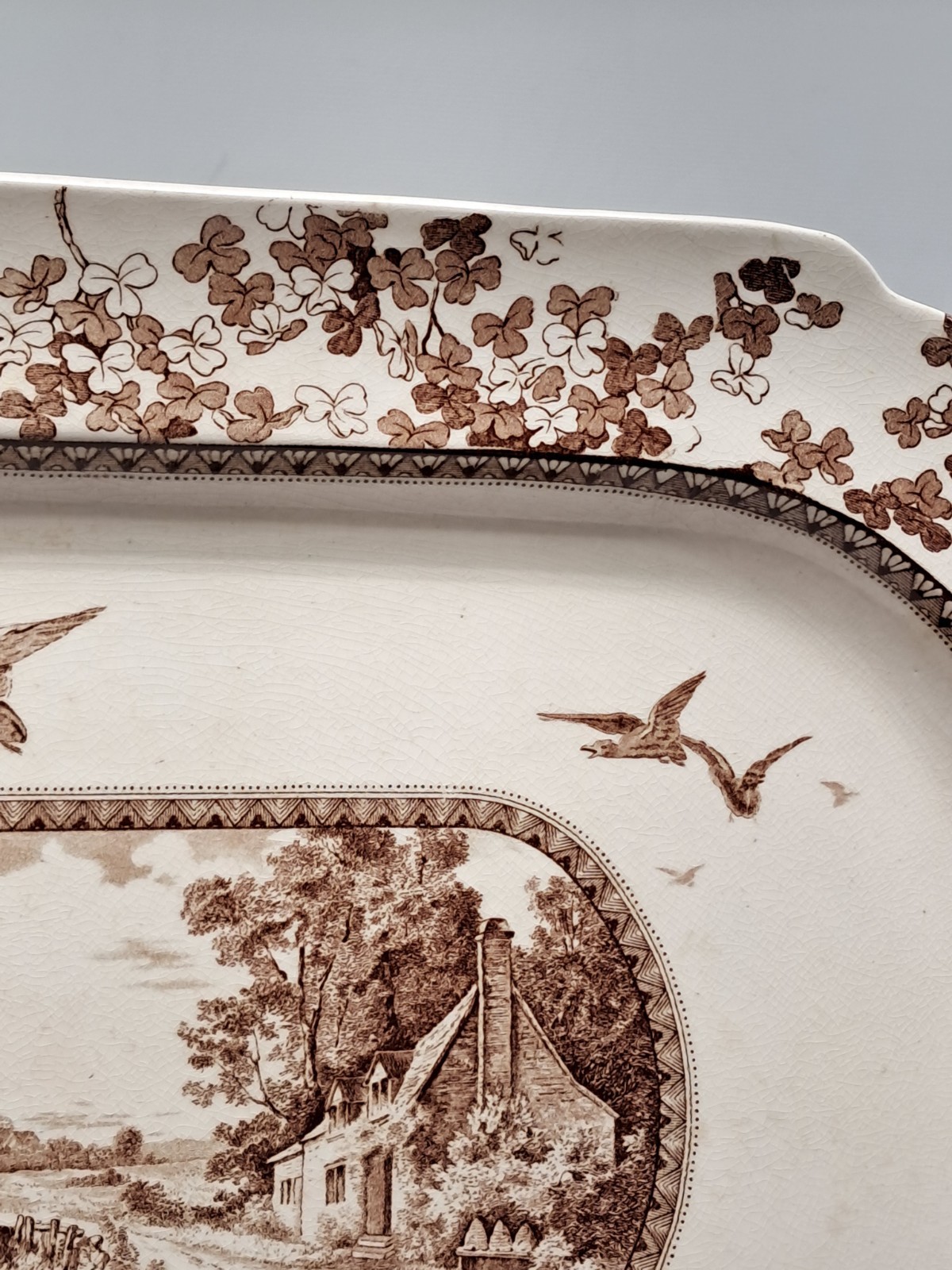 Antique Brown & White/Ivory Aesthetic Woodland Platter 18.5″ Brownfield and Sons
