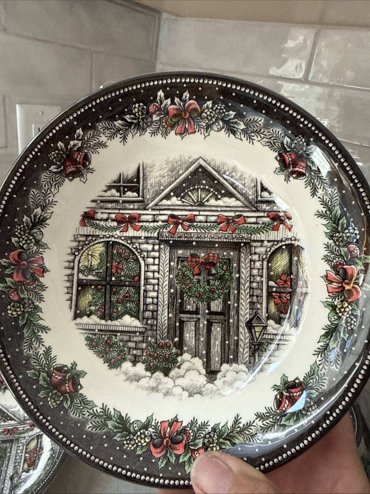 Set 4 Royal Stafford Christmas Home Door Wreath Bowl Cereal Soup 7″ NWOT Disc