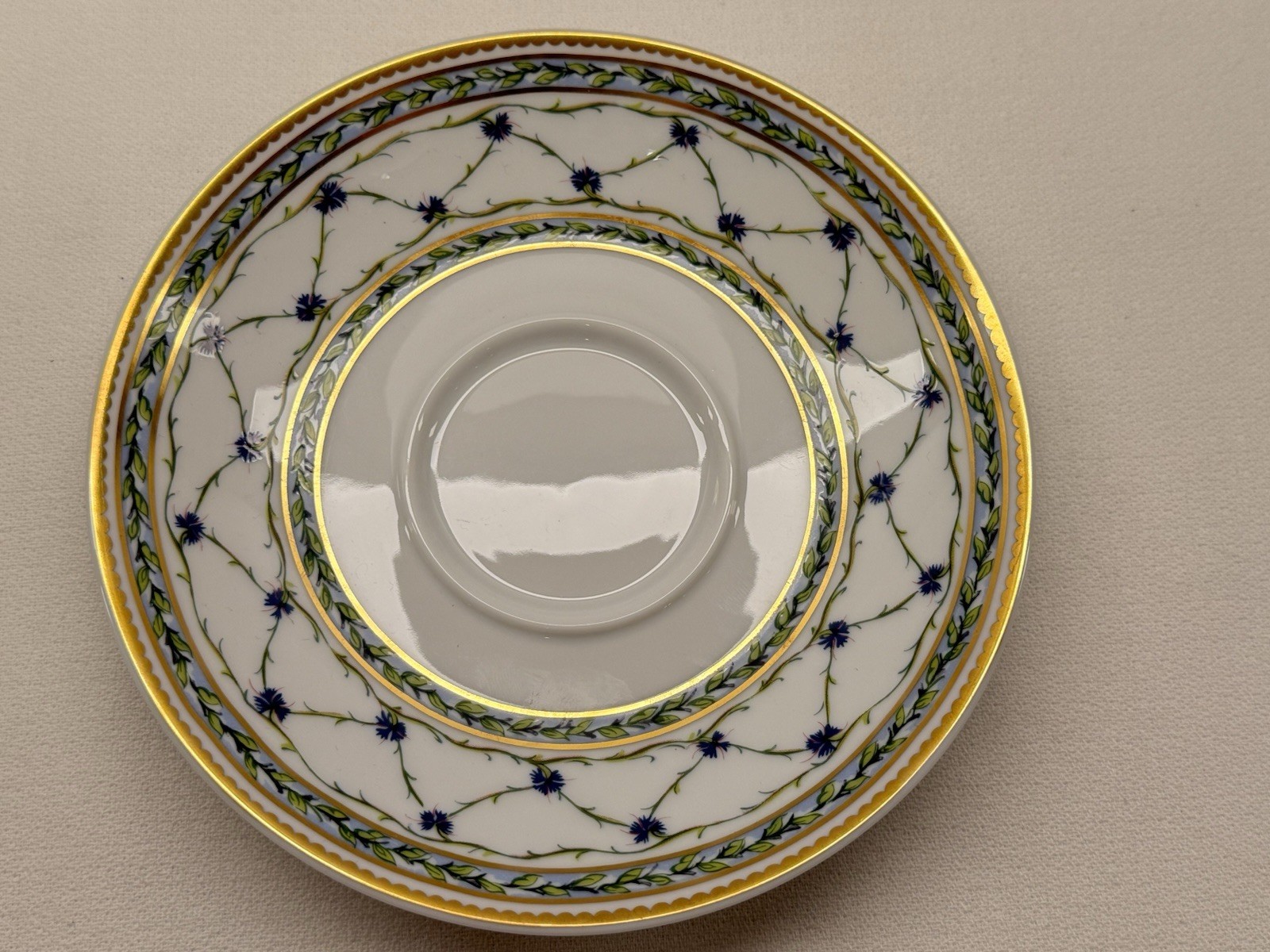 Raynaud Limoges “L’Allee Du Roy” Tea Cup & Saucer Set – Mint Condition – France
