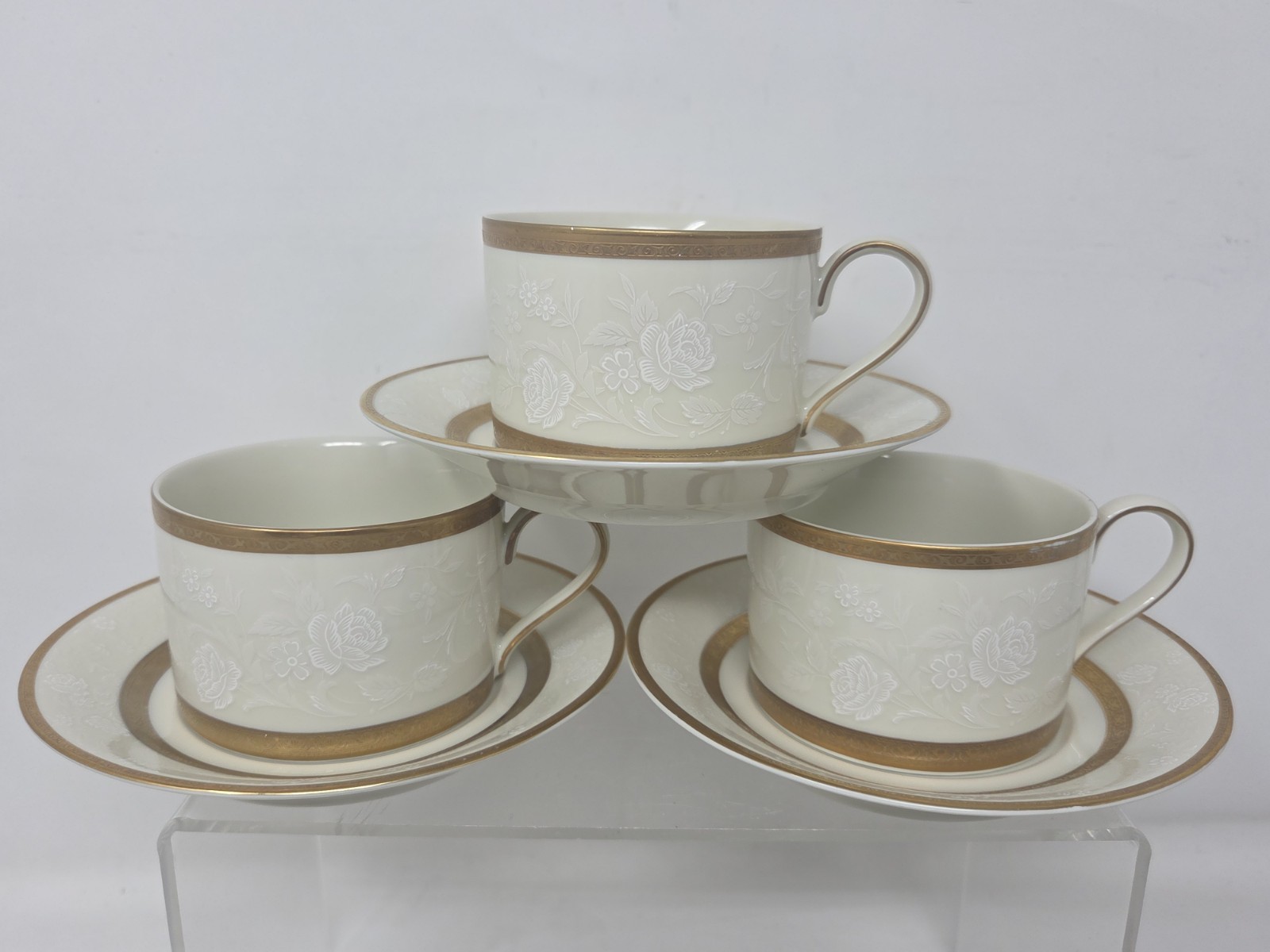 Lot of 6 Mikasa L5531 Antique Lace Cup and Saucer Sets