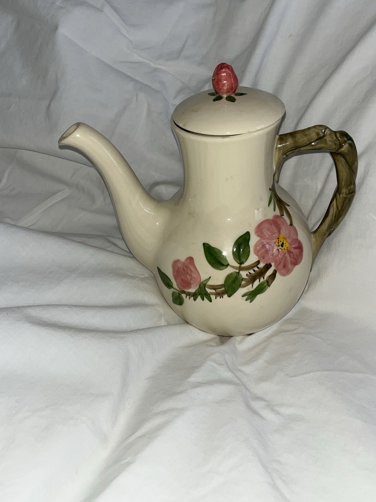 VTG Franciscan Desert Rose 8″ TEA POT / COFFE Made in USA, Small Chip Under Lid