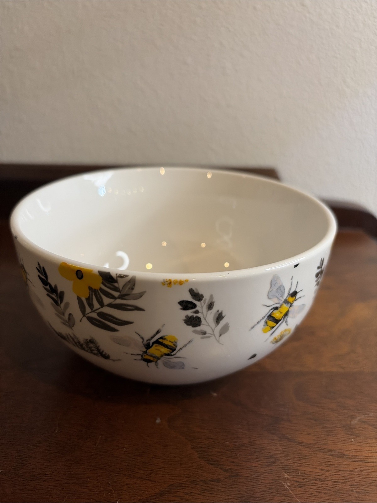 Spring Bee/Floral Cereal/Soup Bowls 5.5” Set Of 4