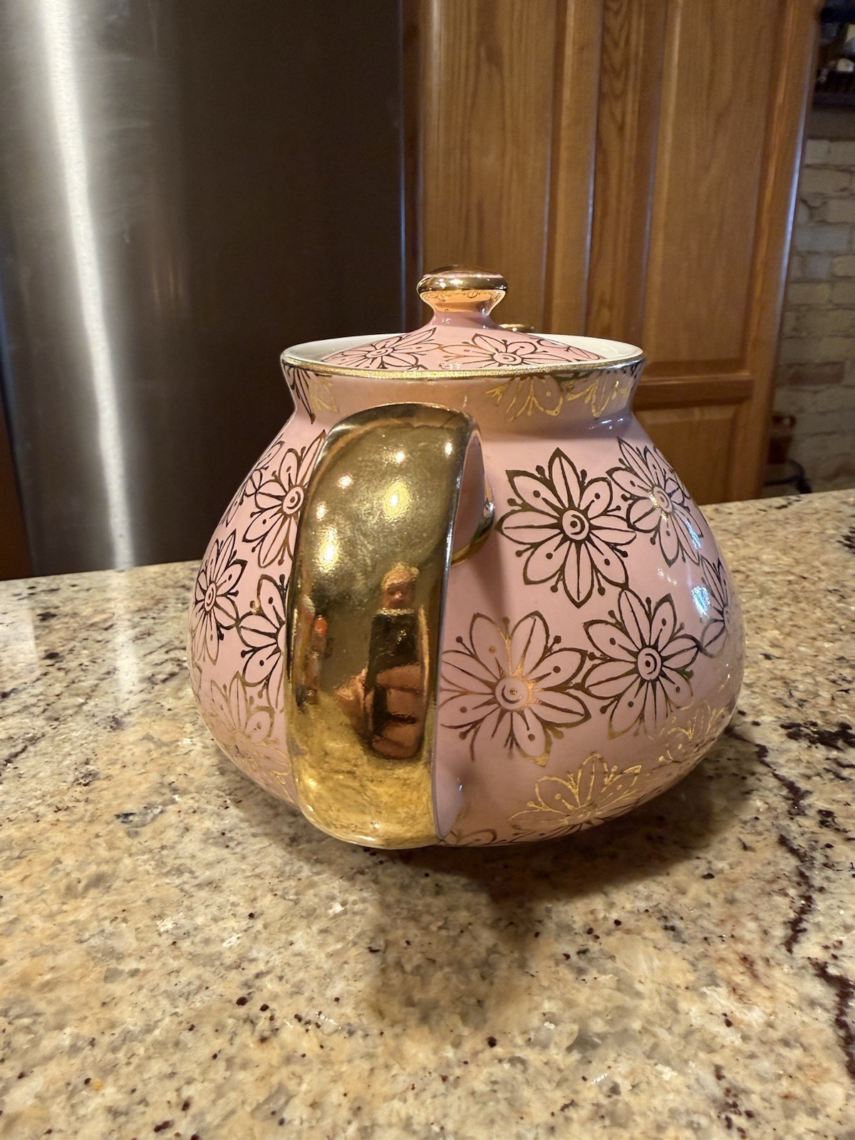 Vintage Hall China New York Daisies Pink & Gold 6-Cup Teapot #0356CL Made in USA