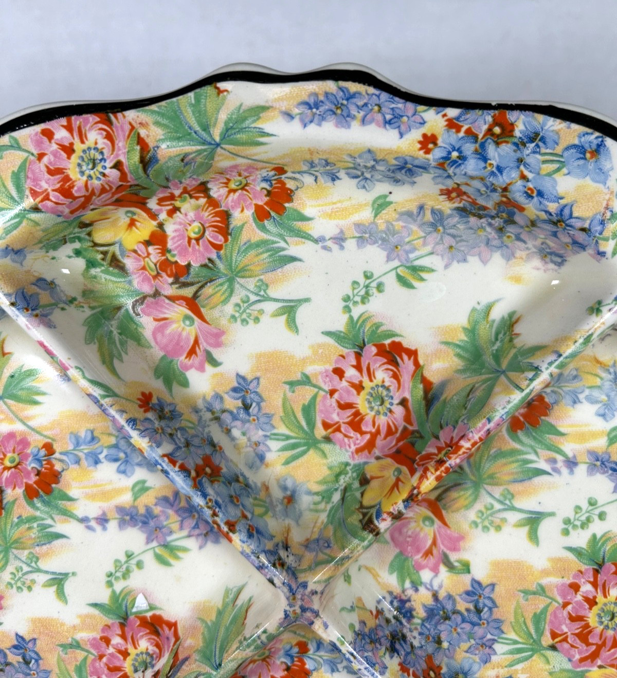 VTG Divided 4-Part Relish Dish Plate Bowl Empire Chintz “Delphi” England 8.5″