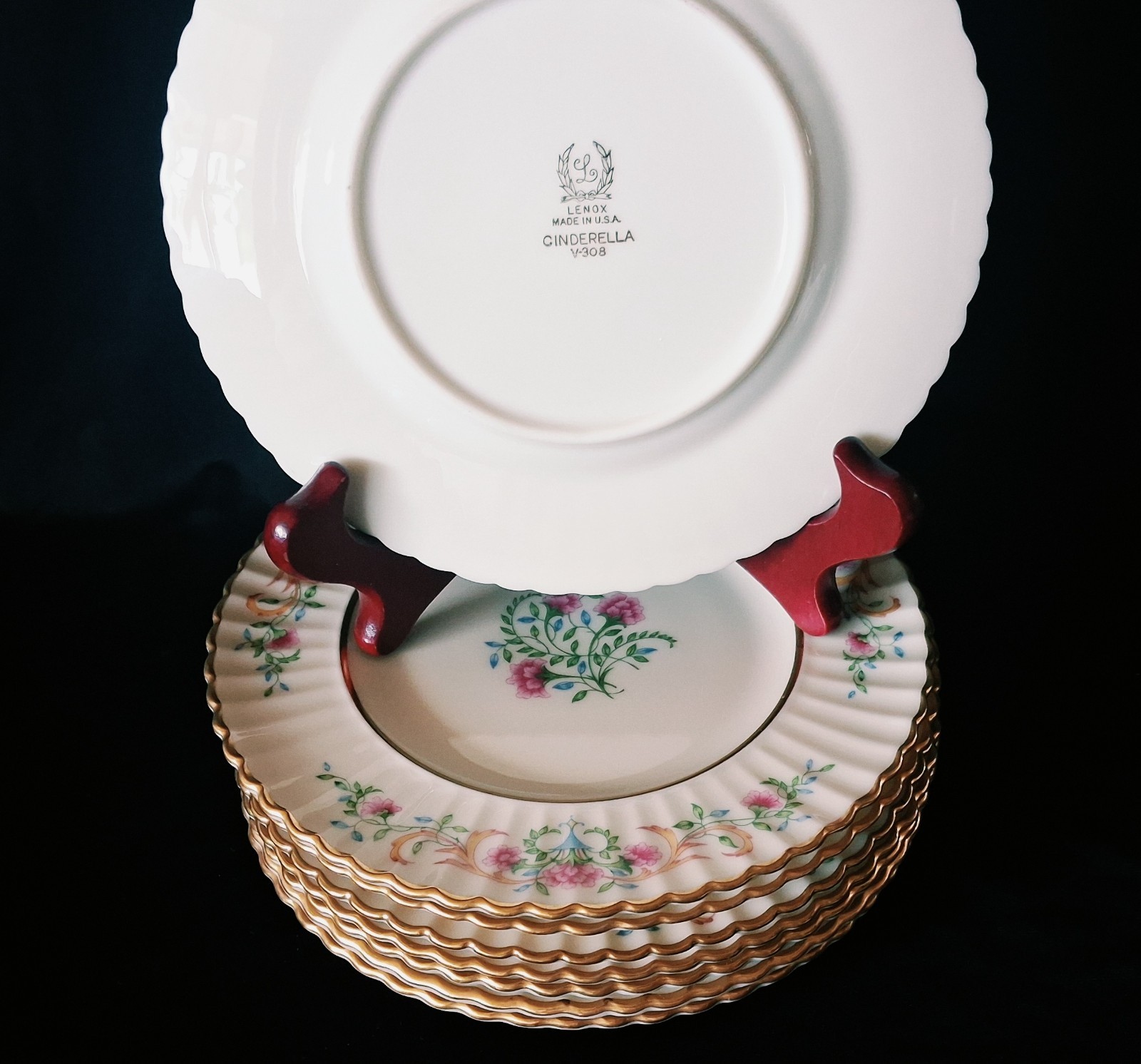 Lenox CINDERELLA Bread Plates 6.25″ Scalloped Gold Edge Floral (Set of 8) V-308