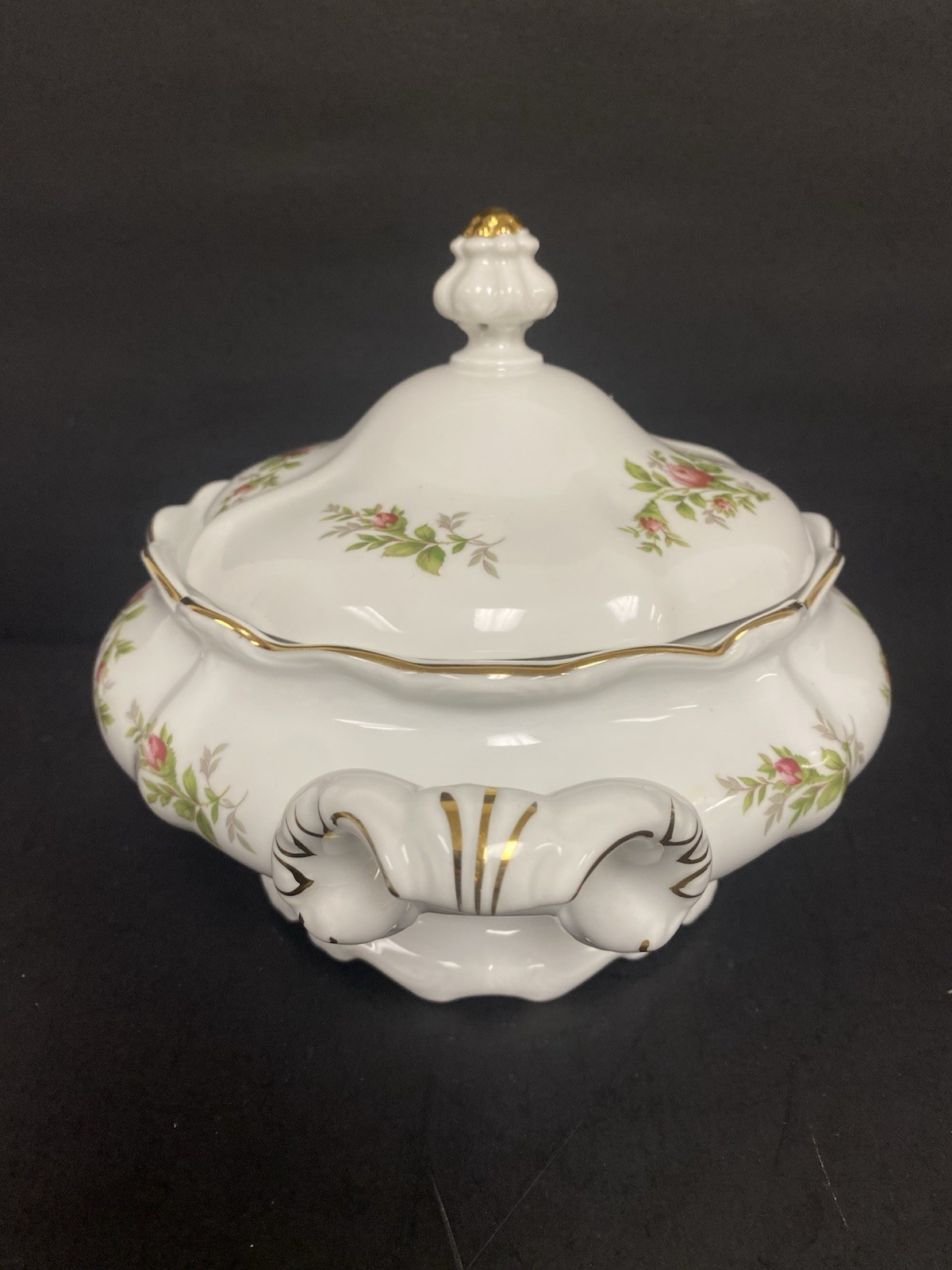Johann Haviland Bavaria Germany MOSS ROSE 7.25” Round COVERED VEGETABLE BOWL