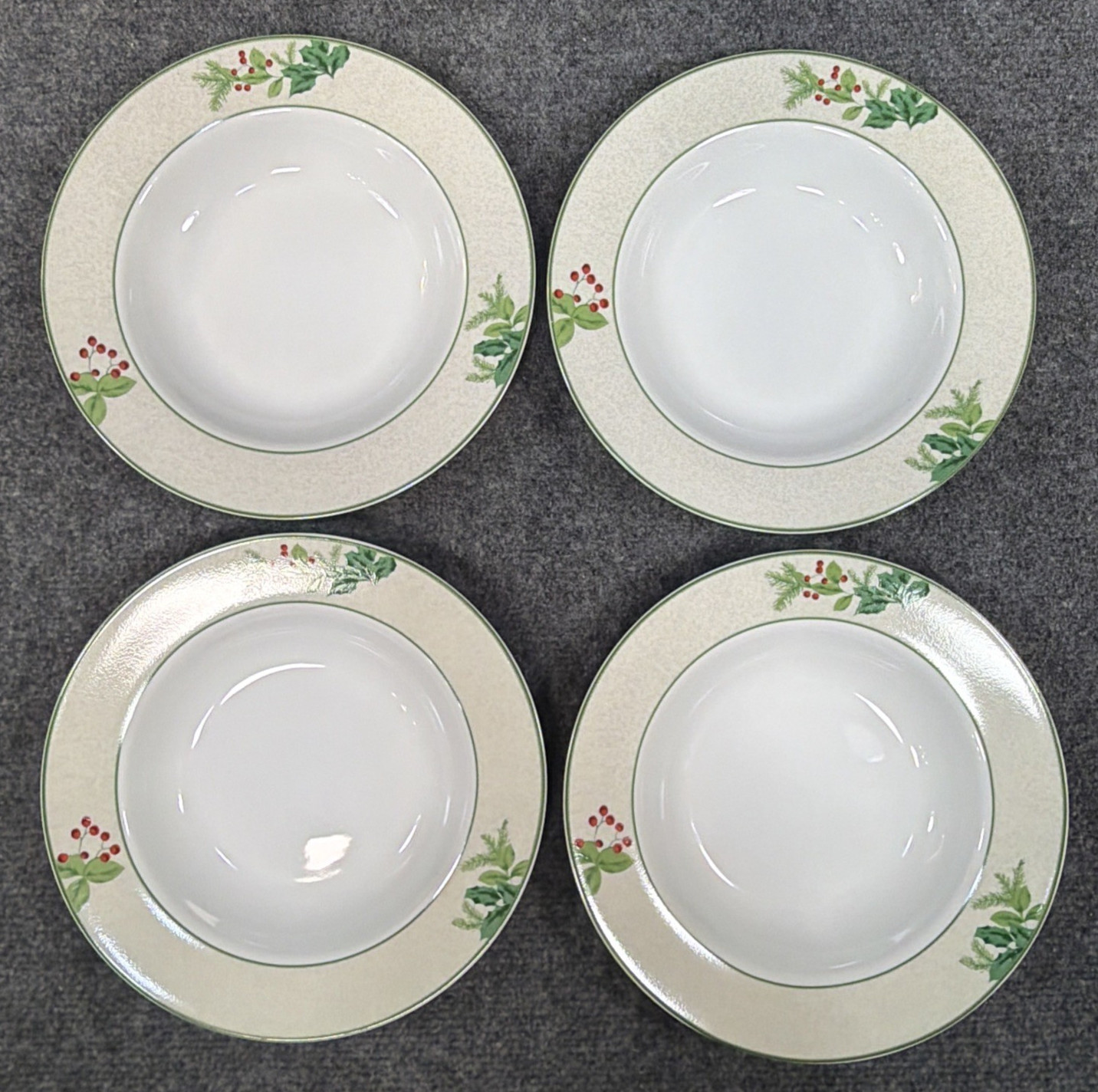 Lillian Vernon Holly & Berries Green LV17 12 pcs Dinner & Salad Plates & Bowls
