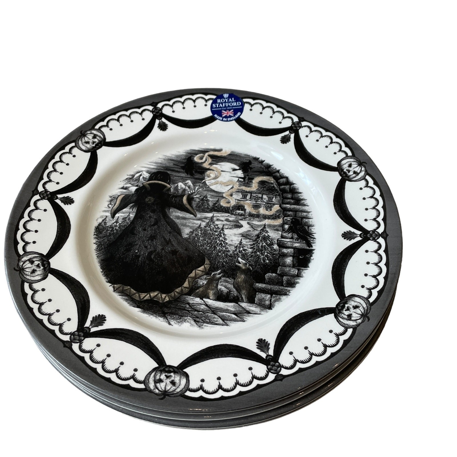 Royal Stafford Halloween Wicked Witch Salad Plates 8.5in Porcelain Set of 2 New