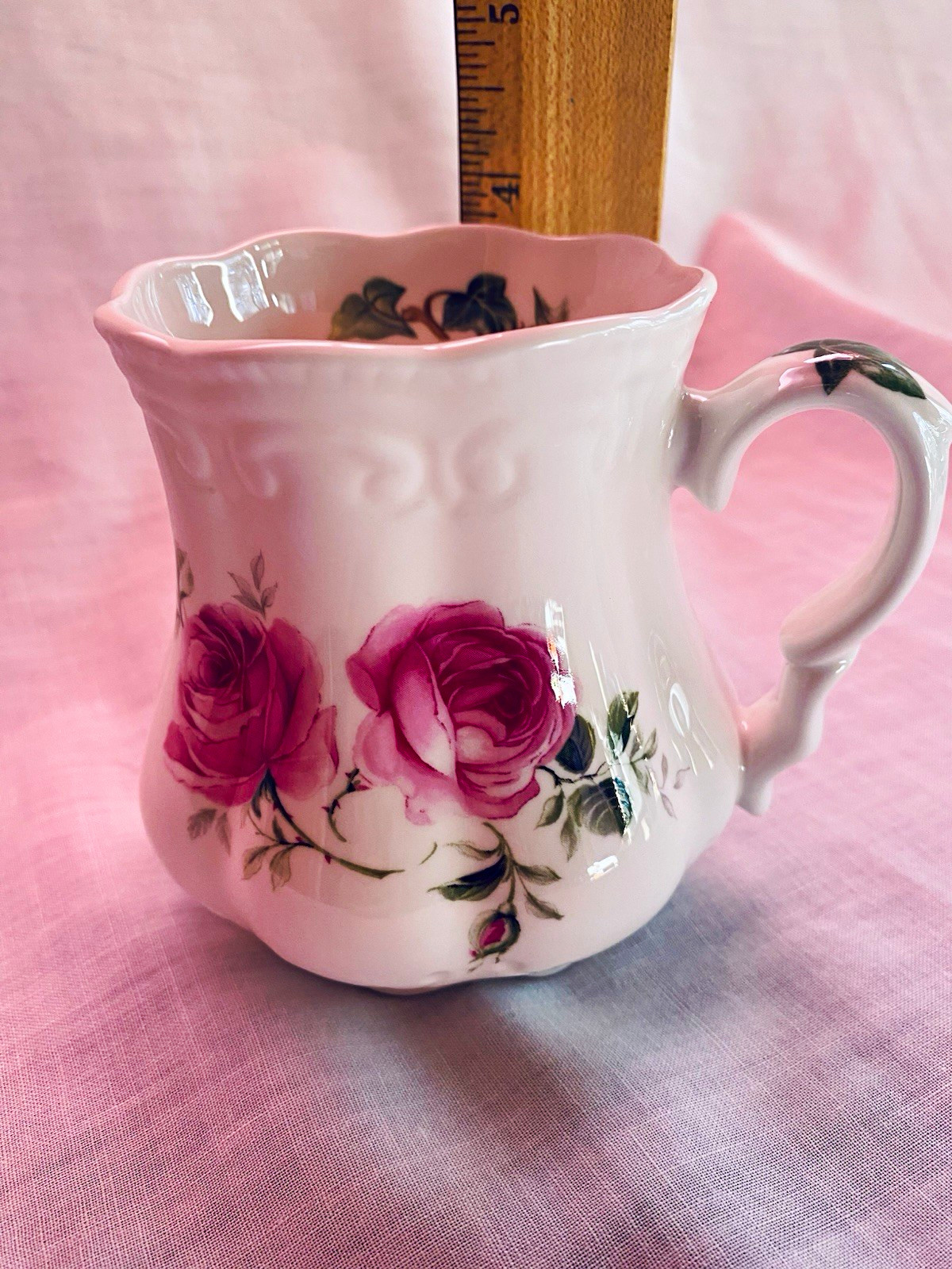 Alyn Nelson Collection Bone China Floral Rose Mug White Pink Green England