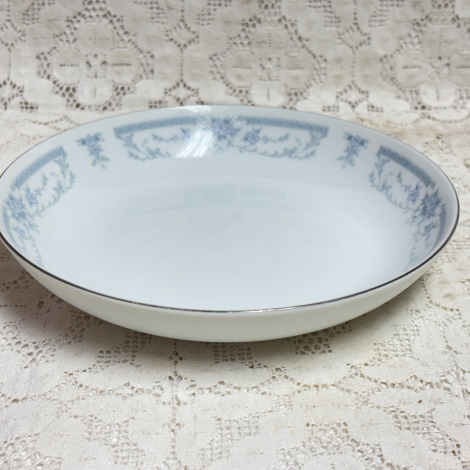 Mikasa Sheffield Blue Whisper Rim Soup Bowls 7 5/8″ Floral Platinum EXC Set 3