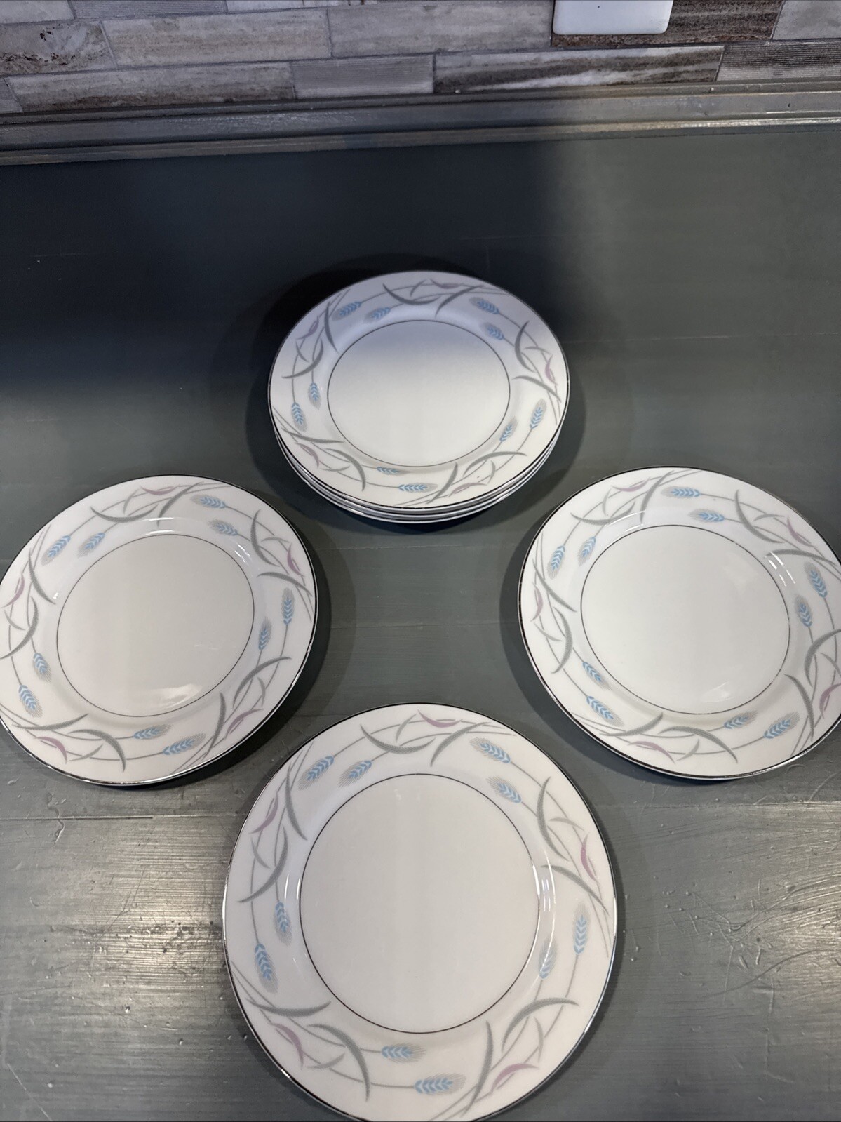 Set Of 6 Valmont China 6 1/2″ Bread Plates In The Royal Wheat Pattern, Japan