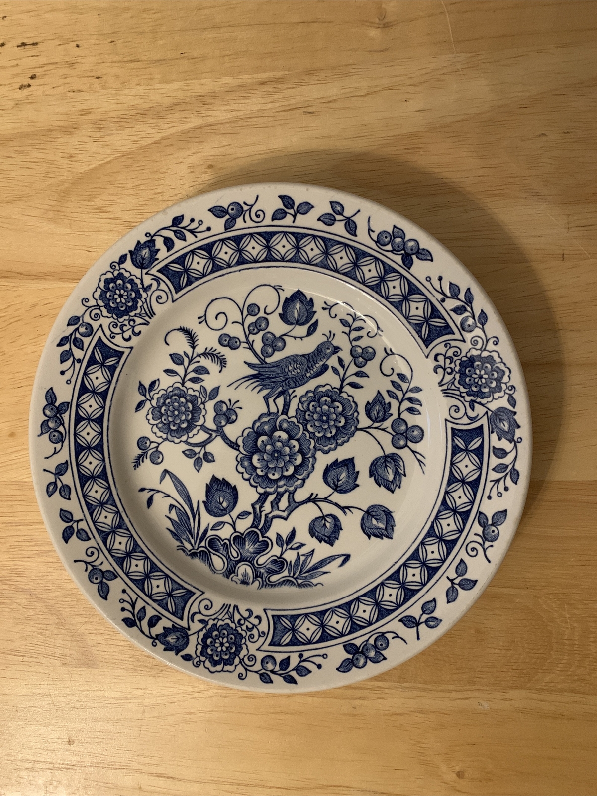 1 Broadhurst & Sons Nankin Pattern Dessert Plate 6.25”. EUC