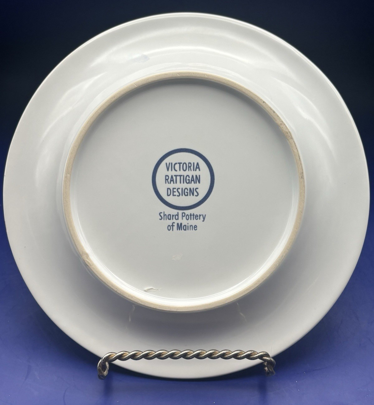 Shard Pottery Maine Coastal Village 8.75″ Lunch Salad Plate Sailboat V Rattigan
