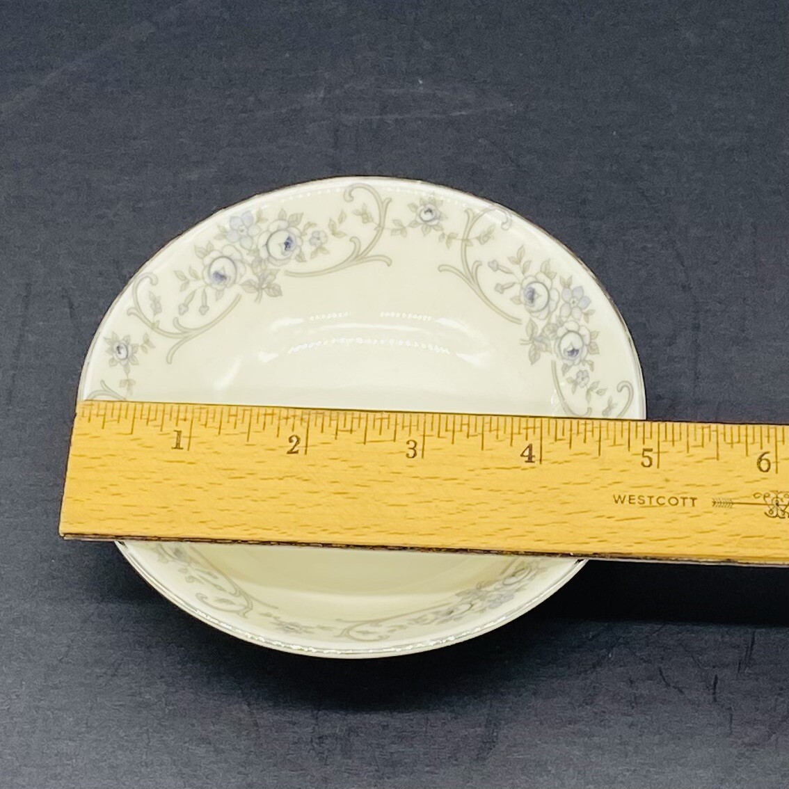 VTG Johann Haviland Bavaria Berry Bowls (2) White Blue Flowers Platinum Trim