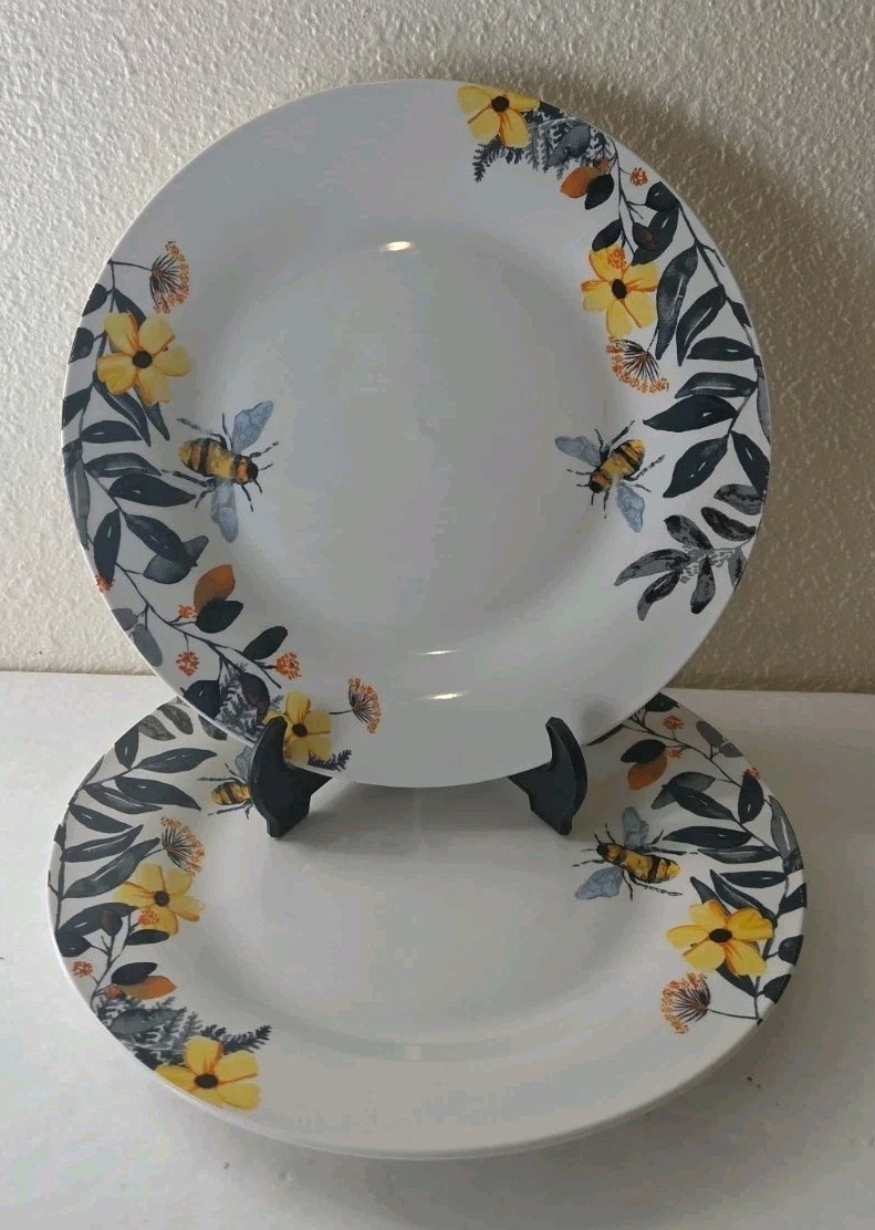 Set Of 2 Plates Royal Norfolk Bees and Flowers Dinner Plates 10 1/2″