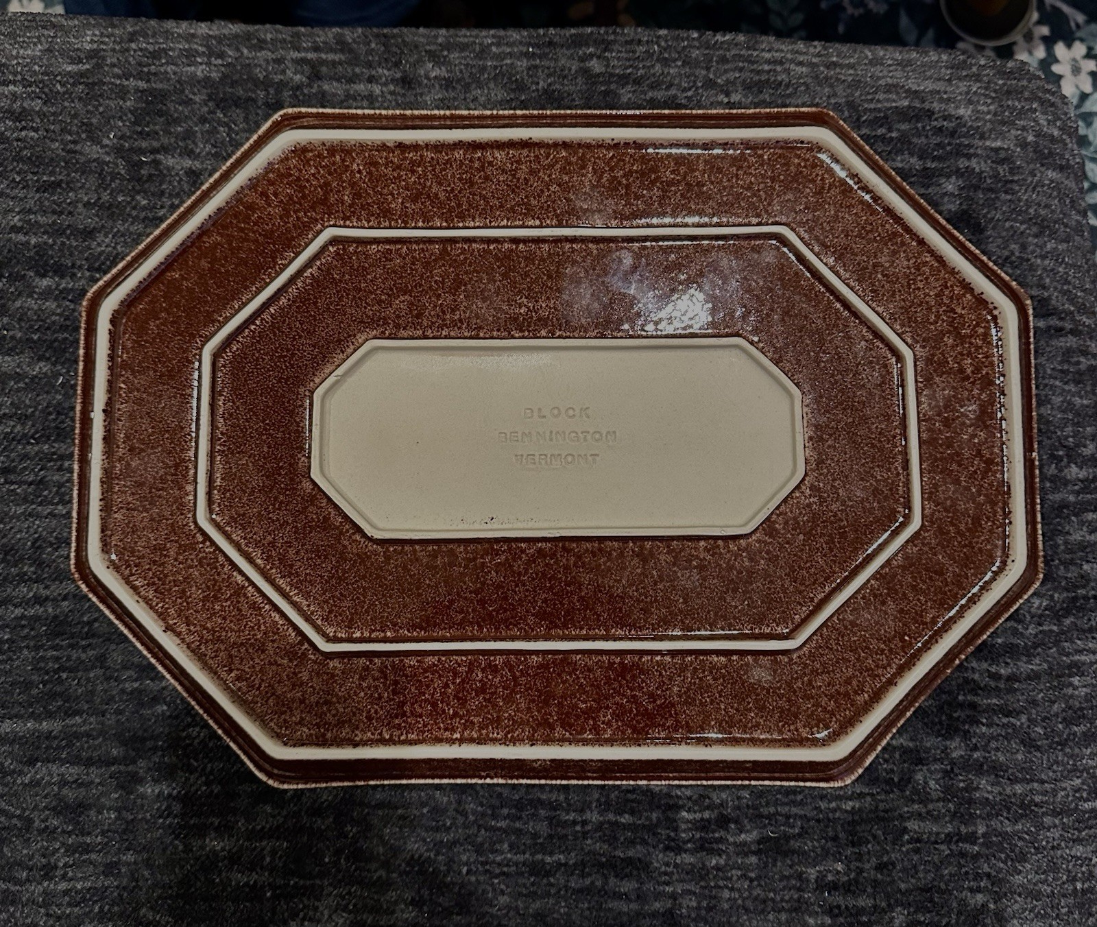 2 Block Bennington Pottery Vermont Hexagonal Trays 12×7.5 And 14.5×10.25 Inches