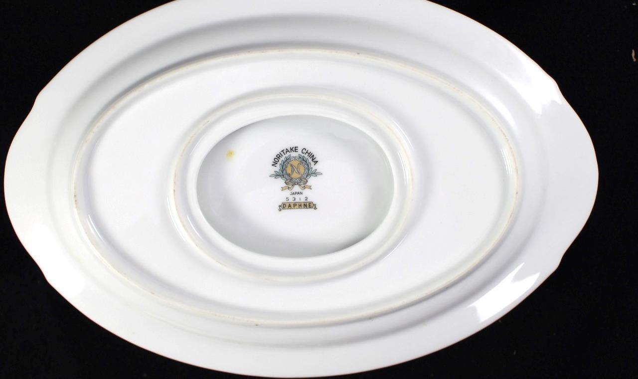 Noritake Daphne Four Piece Assortment 2 Platters 1 Gravy Boat 1 Creamer