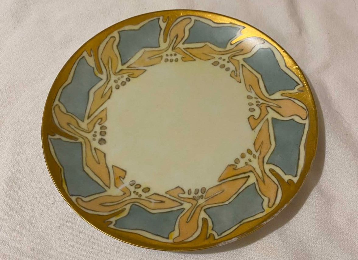 Antique Favorite Bavaria Cabinet Plate Art Nouveau Gold Gilt Mold 8103 Signed MM
