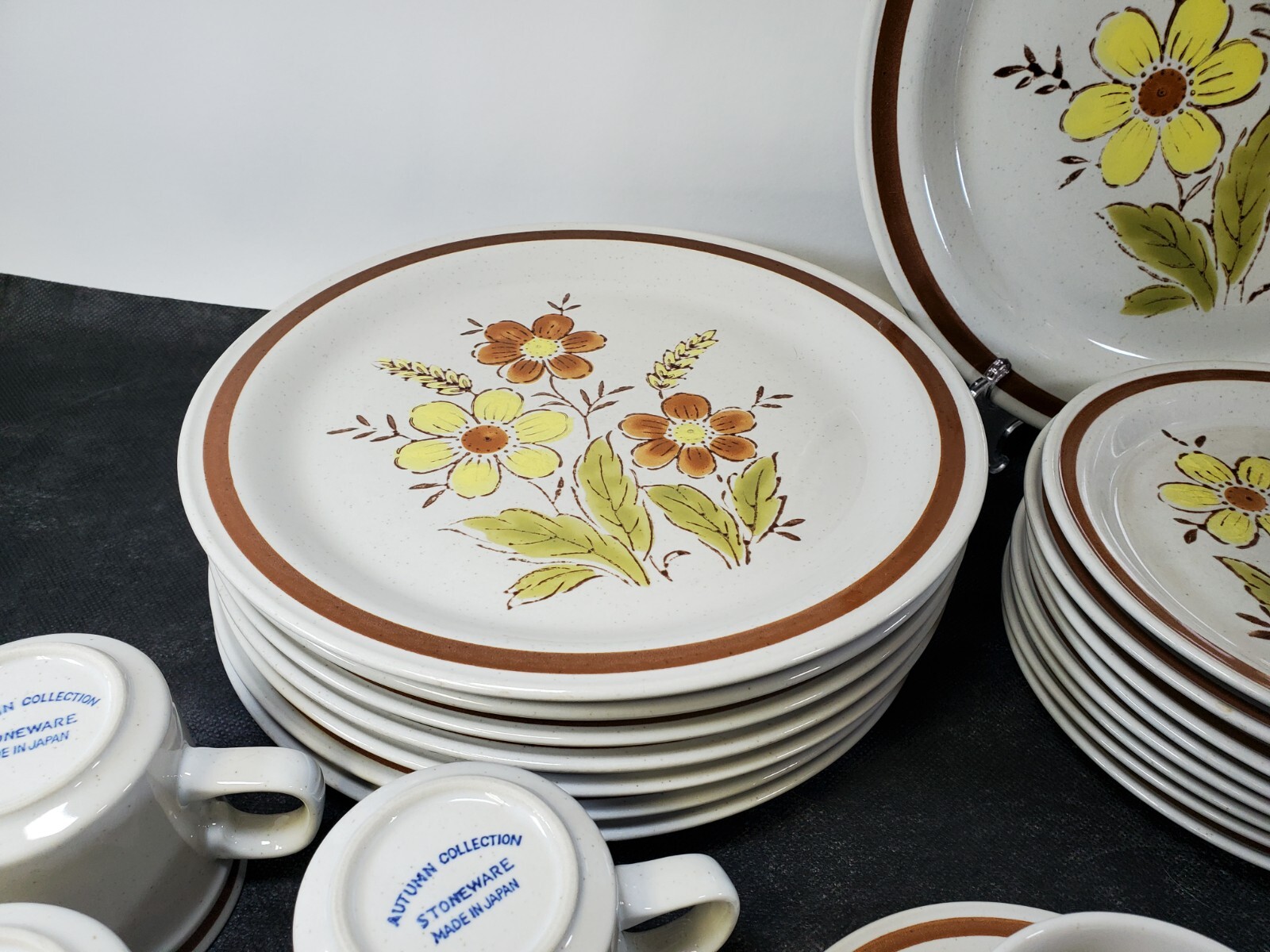 VTGE Autumn Collection Stoneware Wheat Flower Dinnerware SOLD BY THE PIECE