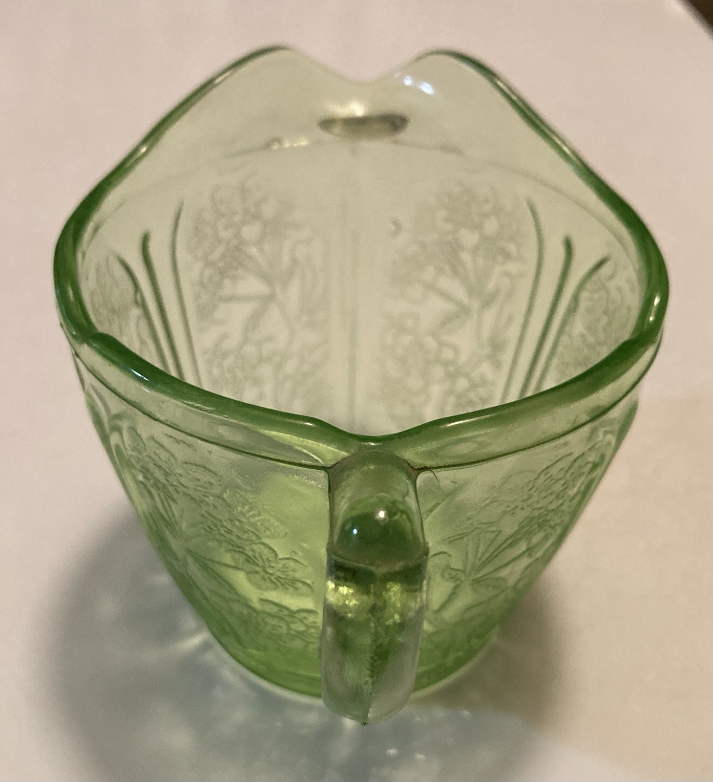 Depression Glass Green Creamer And Sugar Bowl Cherry Blossom Jeanette Glass Co.