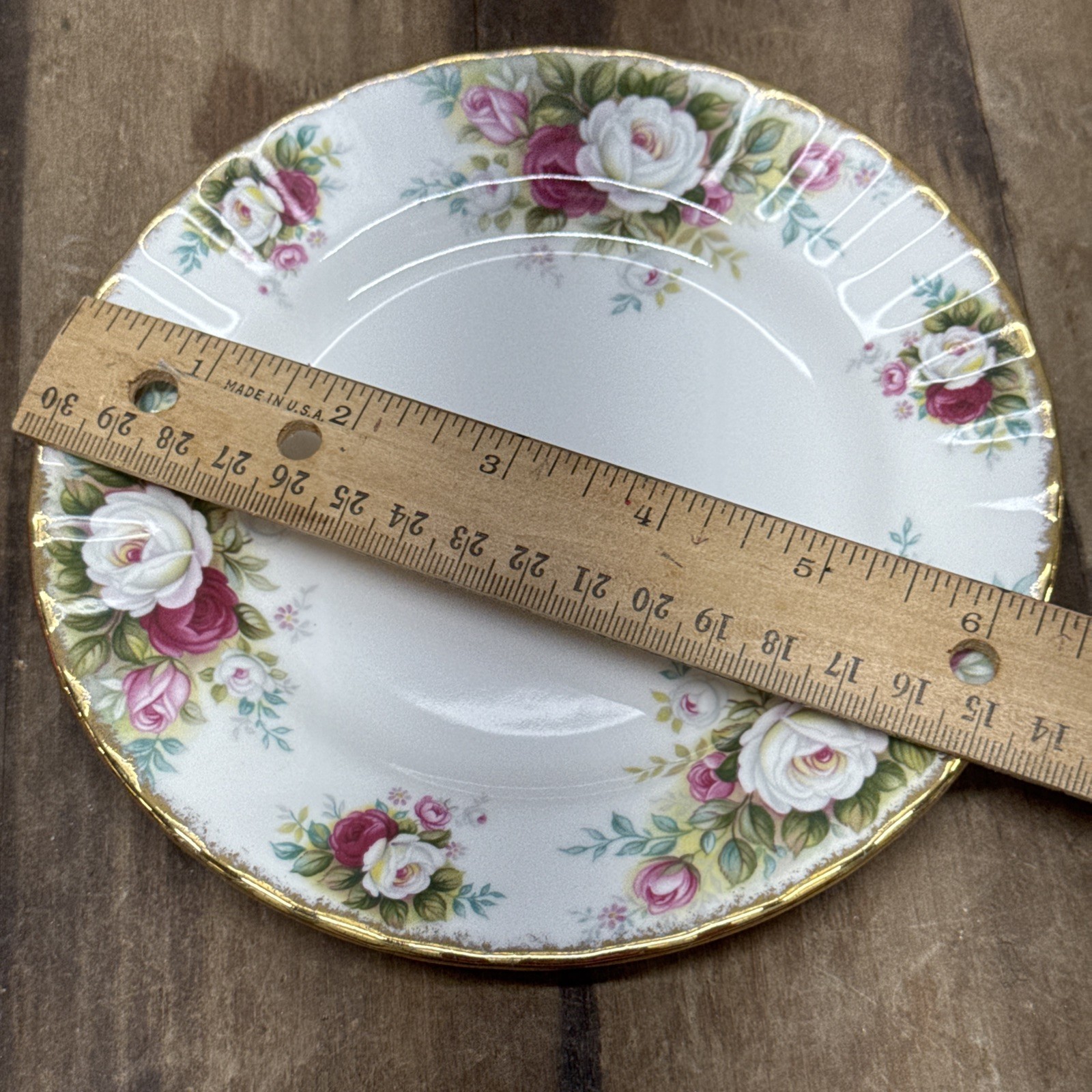 Royal Albert CELEBRATION Bread & Butter Plate(s) 6 1/4″ Bone China England MINT