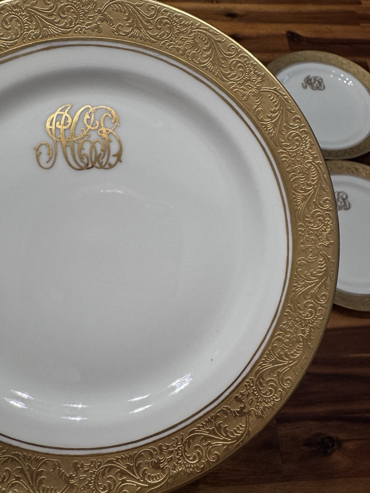 8pcs Antique Limoges P&P Gold Encrusted Monogram Salad Plates 7.5″- France, MINT
