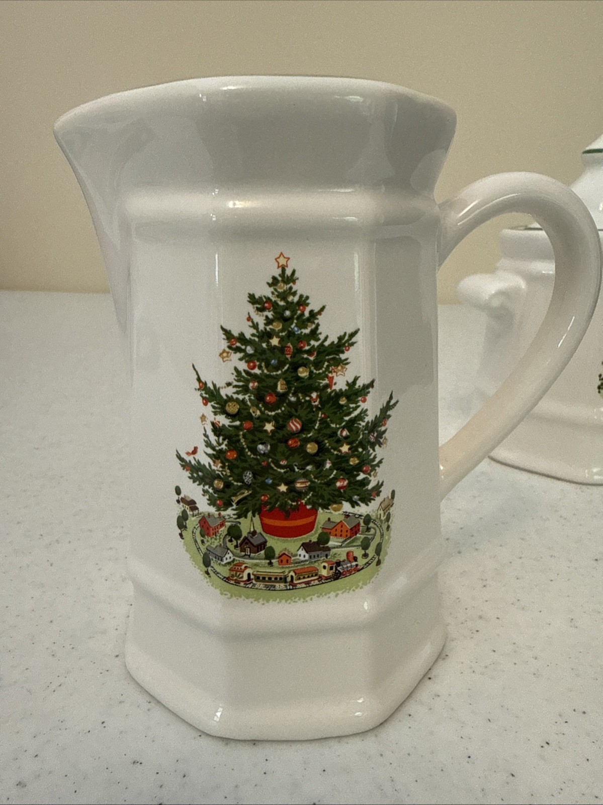 Pfaltzgraff CHRISTMAS HERITAGE Creamer and Sugar Bowl with Lid Tree With Box