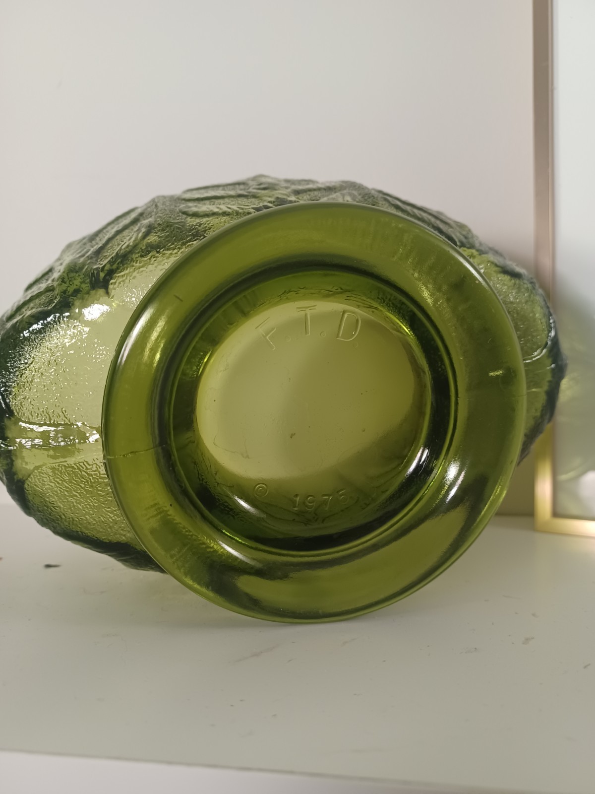 Vintage FTD Green Pressed Glass Leaf Pattern Round Bowl Decorative 1975