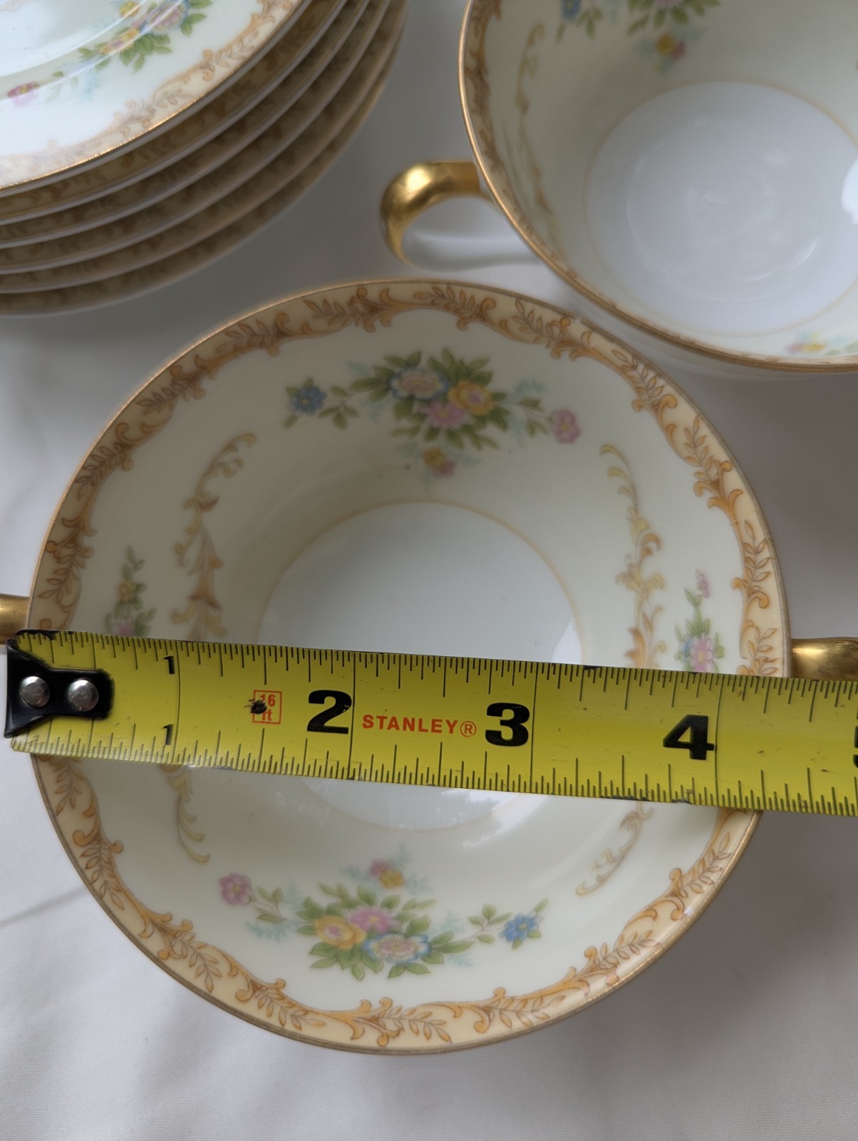 VTG Noritake China N128 White Tan Border Gold Trim floral Garland 20 Piece Set
