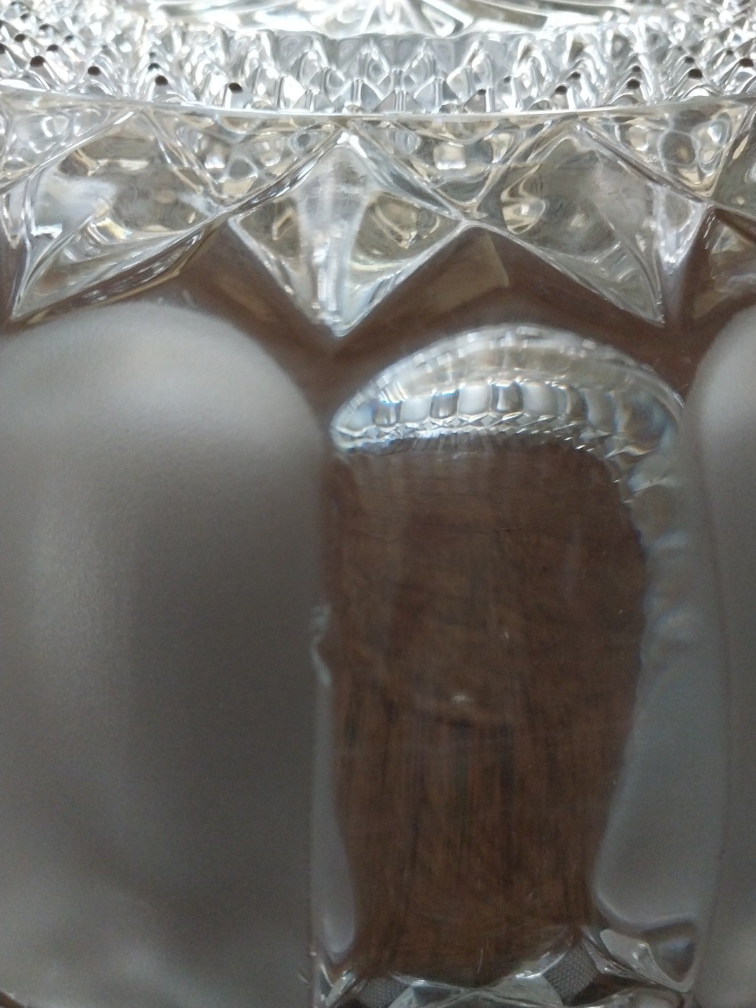 VTG Crystal Cut Bowl Frosted Side Panels Sawtooth Rim & Sunburst Bottom 9″x3.50″