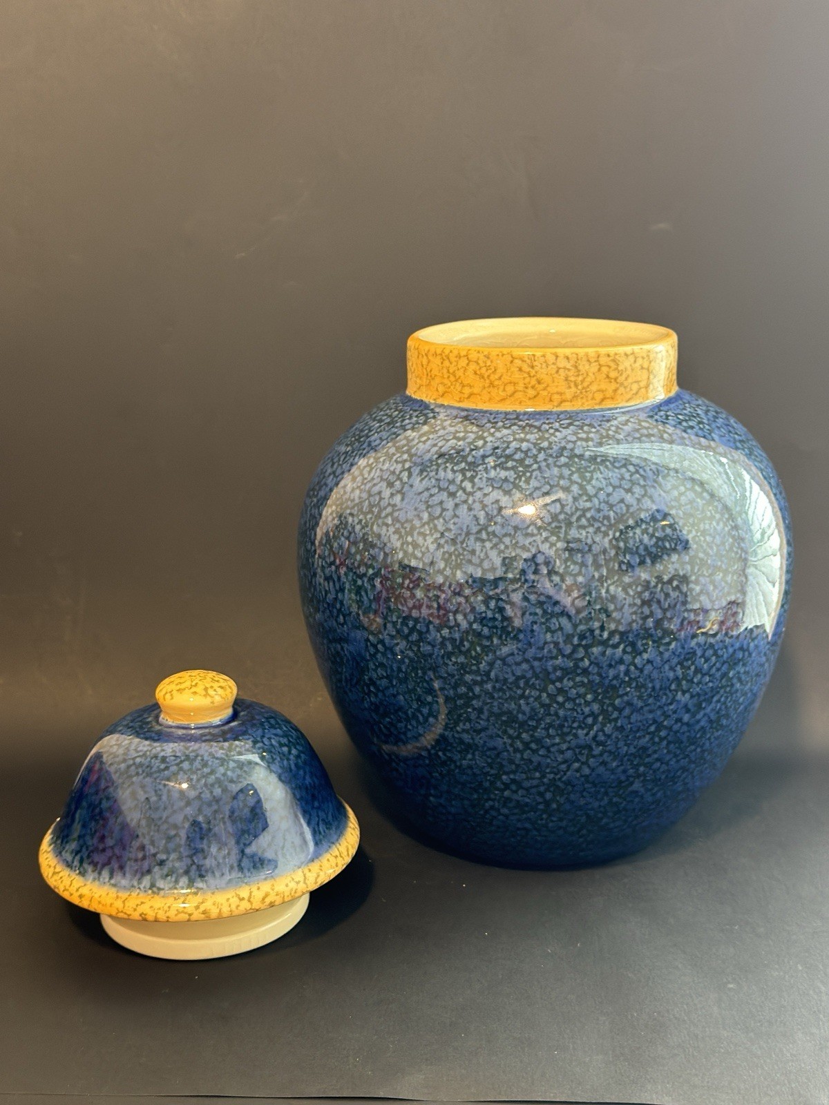 Winterthur Stoneware Blue Jar