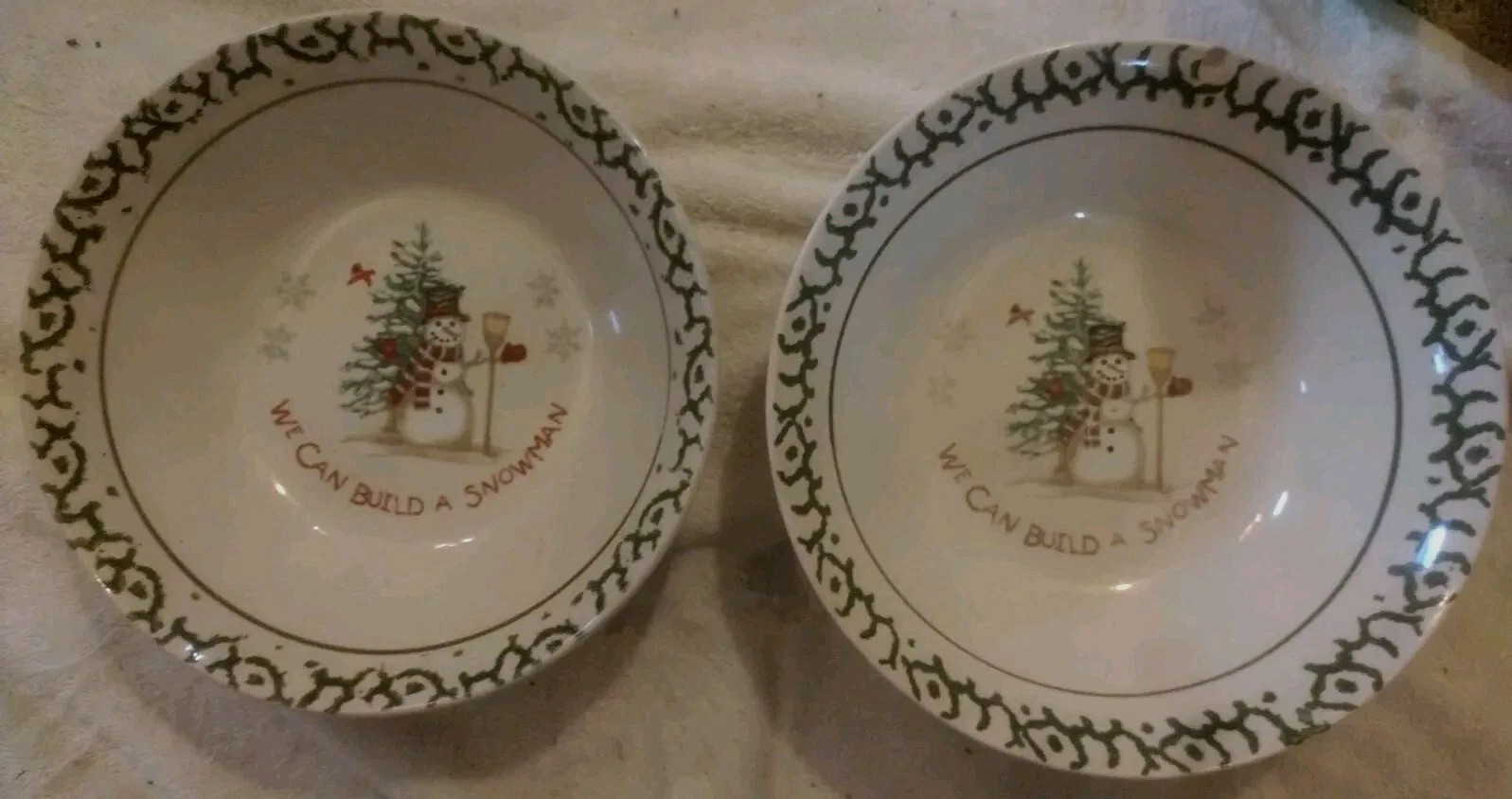 “We Can Build A Snowman” Round Serving Bowl Stoneware Christmas See Picture #3