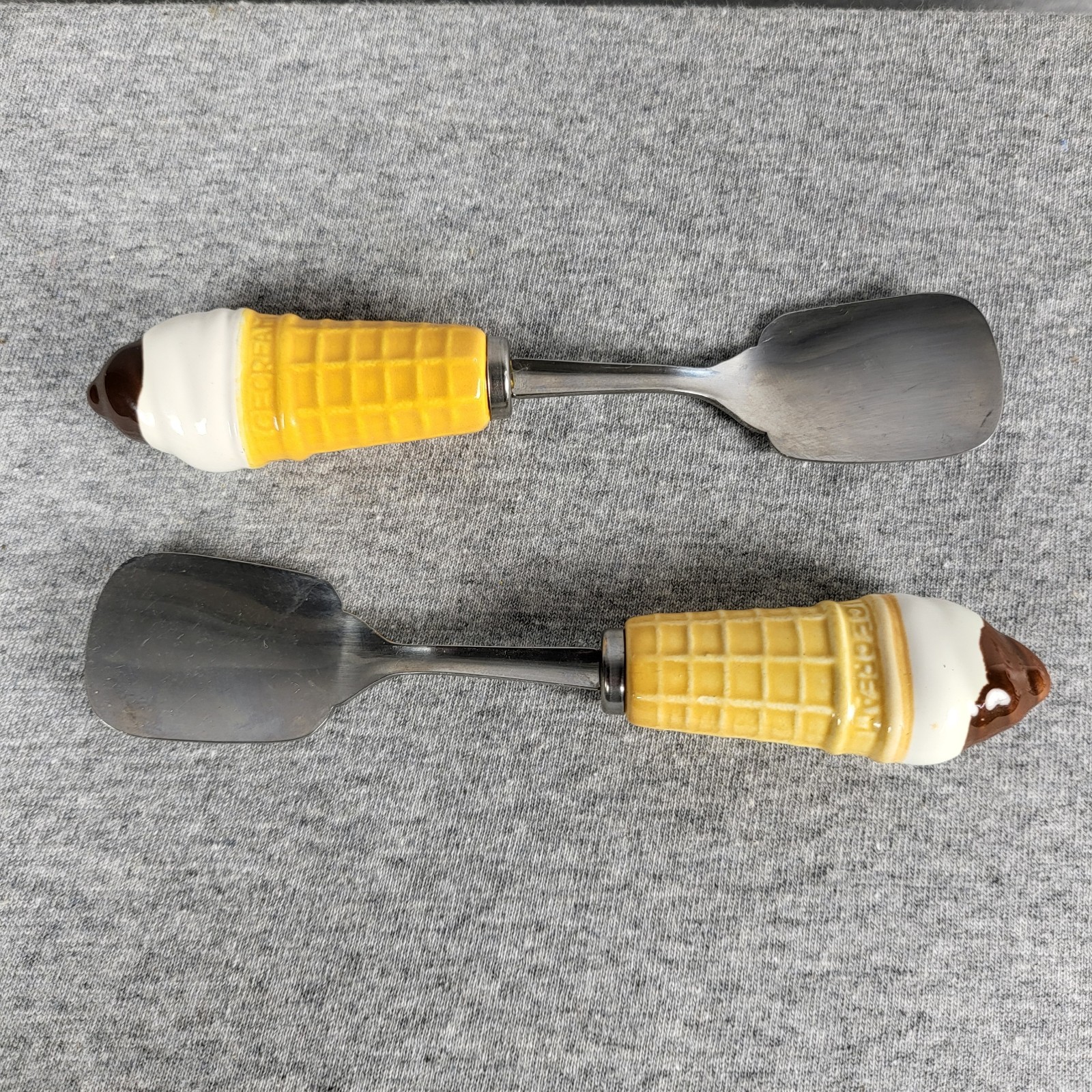 Vintage FTDA Japan Ceramic Ice Cream Cone Bowls With Matching Spoons – Pair