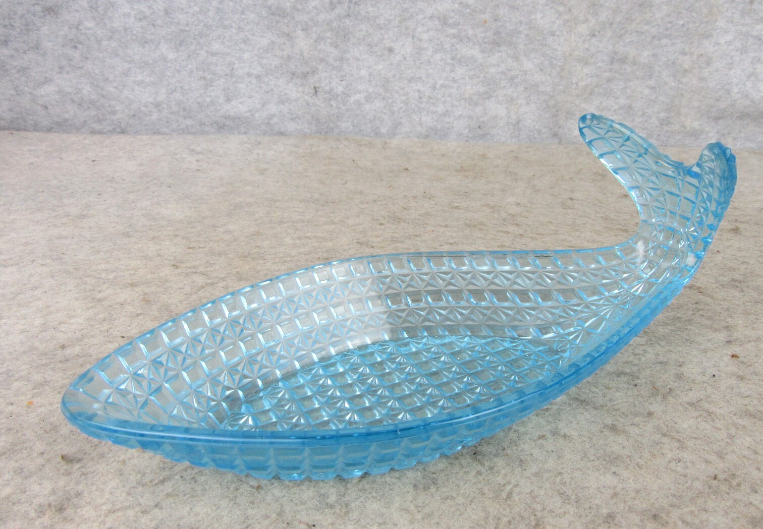 Rare Bryce Brothers Orion Cathedral EAPG Blue Whale / Fish Pickle Relish Dish