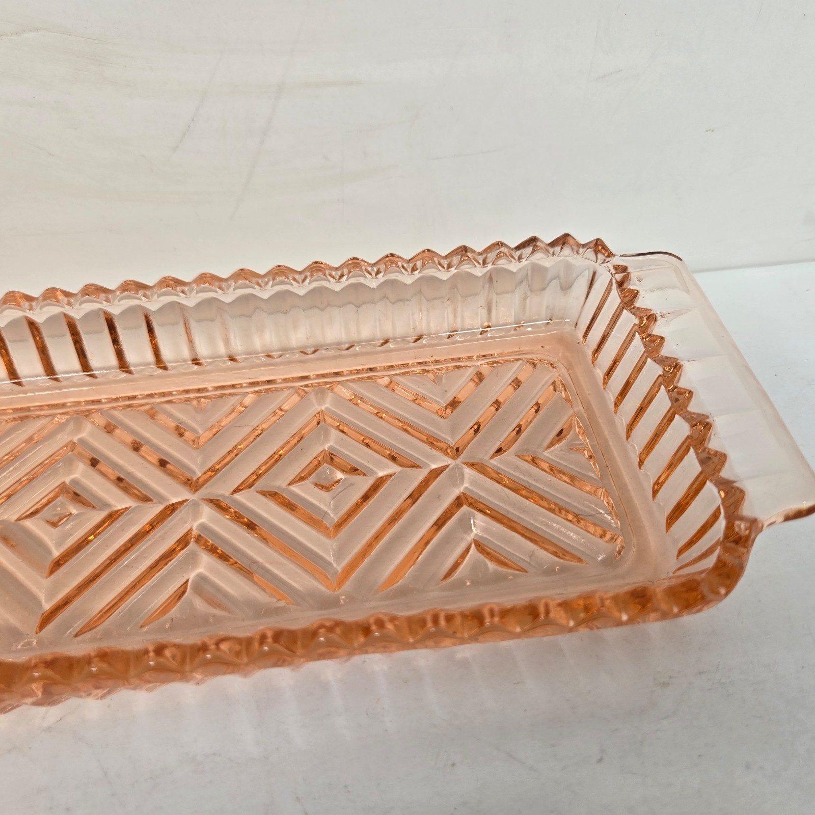 Indiana Glass Windsor Pink Condiment Dish Tray Plate Scalloped Diamond Design