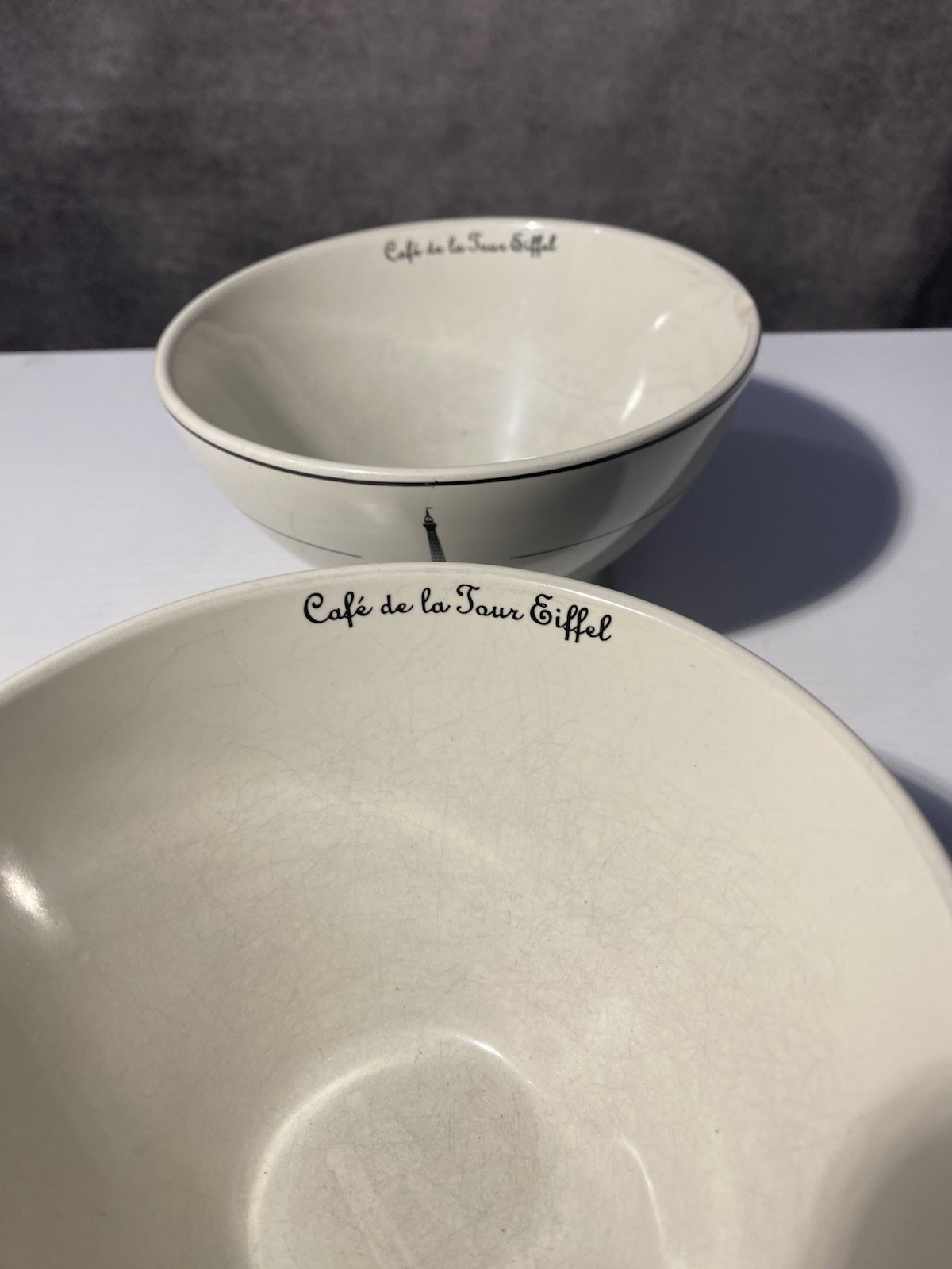 Kiss That Frog Set of 2 Ceramic Bowls Café de la Tour Eiffel 5in Thailand