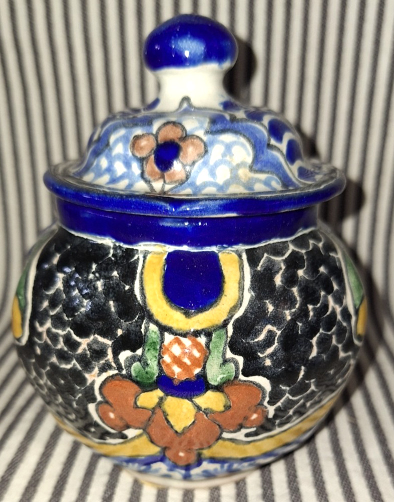 VTG w/ORIG 1997 TAG TALAVERA TIBOR LA CORONA 5″ ART POTTERY HEXAGONAL JAR w/LID