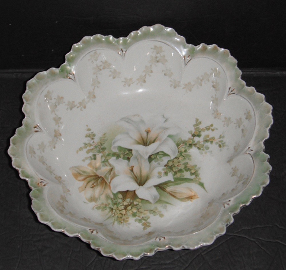 Wonderful Antique RS Prussia 10-1/2″ Hand Painted Bowl