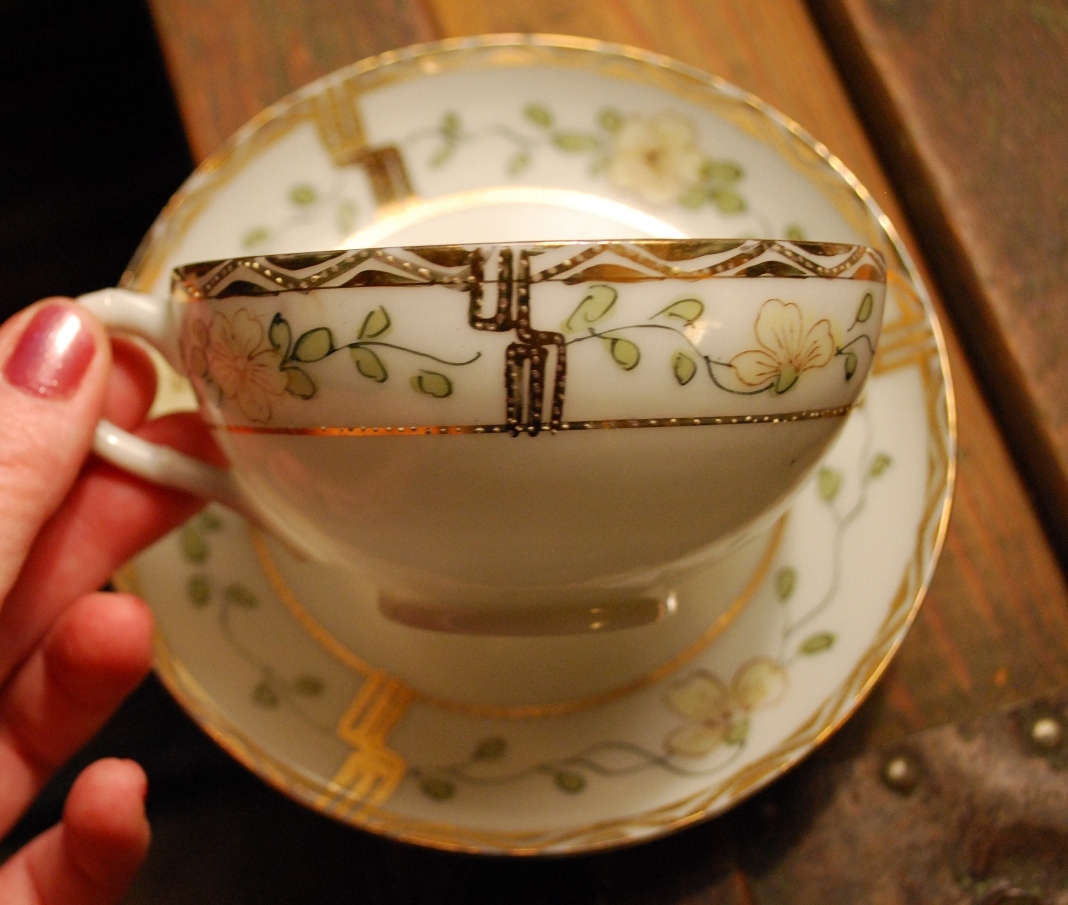 Antique Pre-1900 GOLD MORIAGE Set 4 TEACUPS w 4 SAUCERS Hand Painted Porcelain